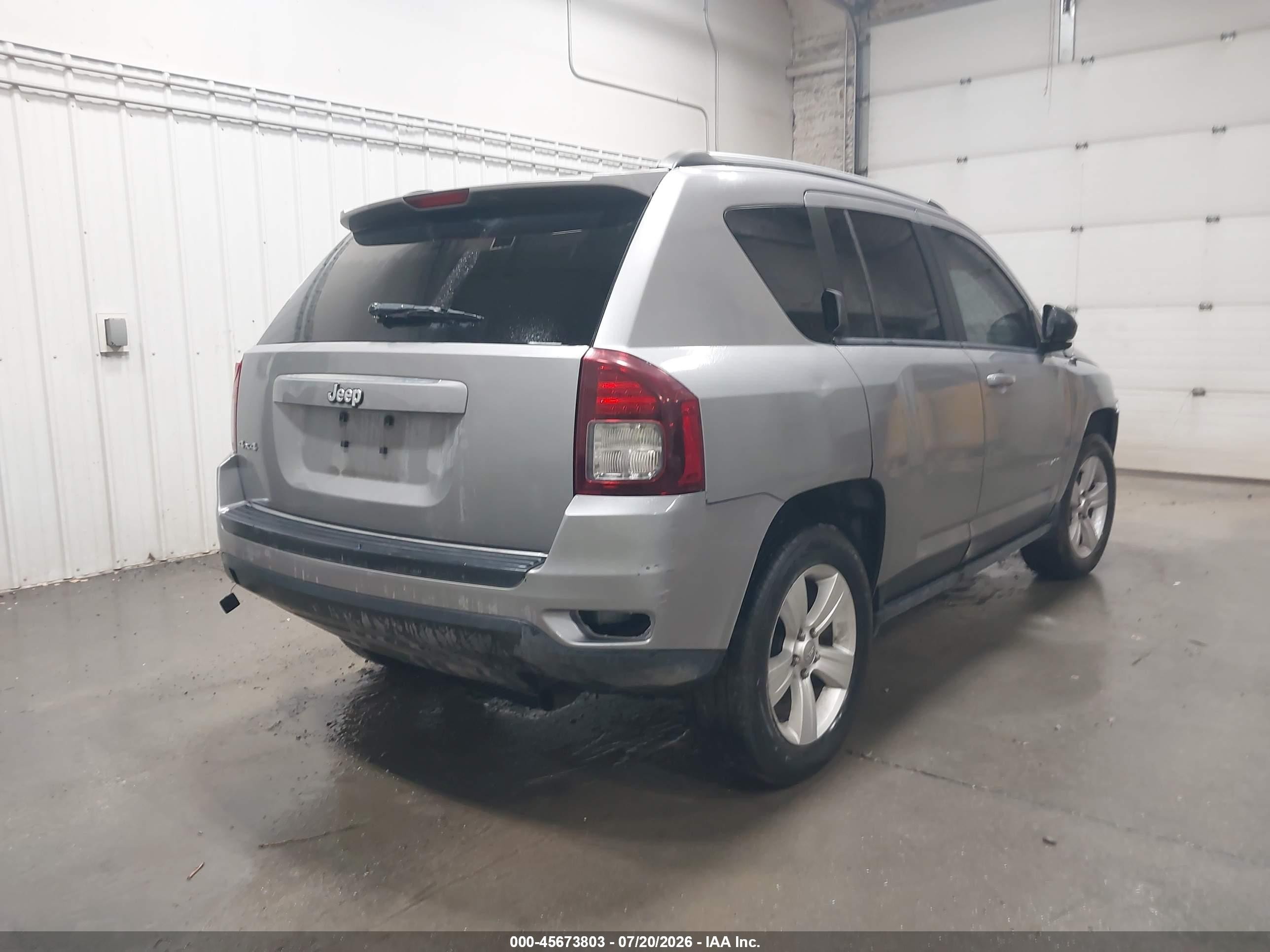 2015 Jeep Compass Sport Silver vin: 1C4NJDBB6FD332602