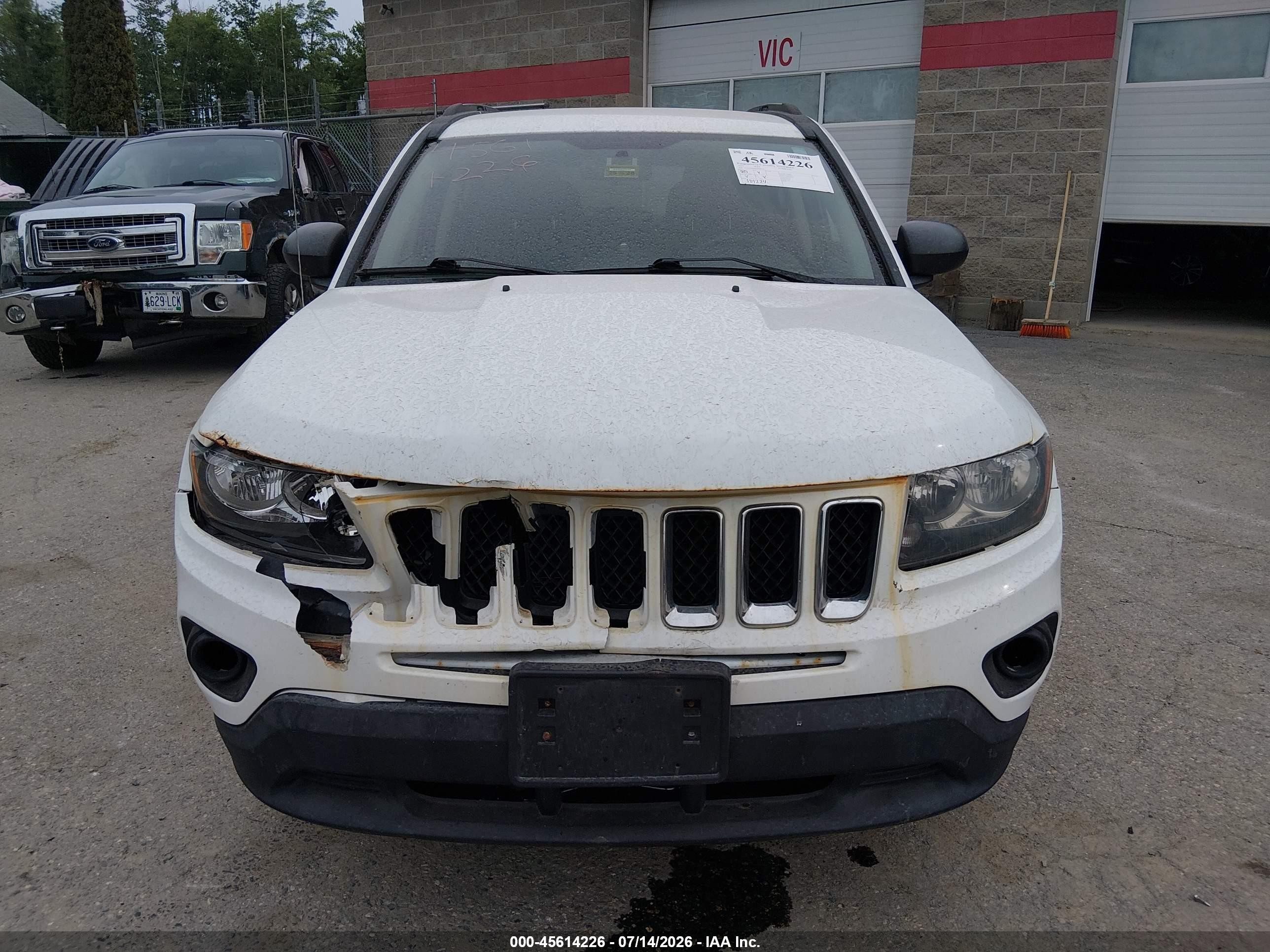 2015 Jeep Compass Sport White vin: 1C4NJDBB6FD395778