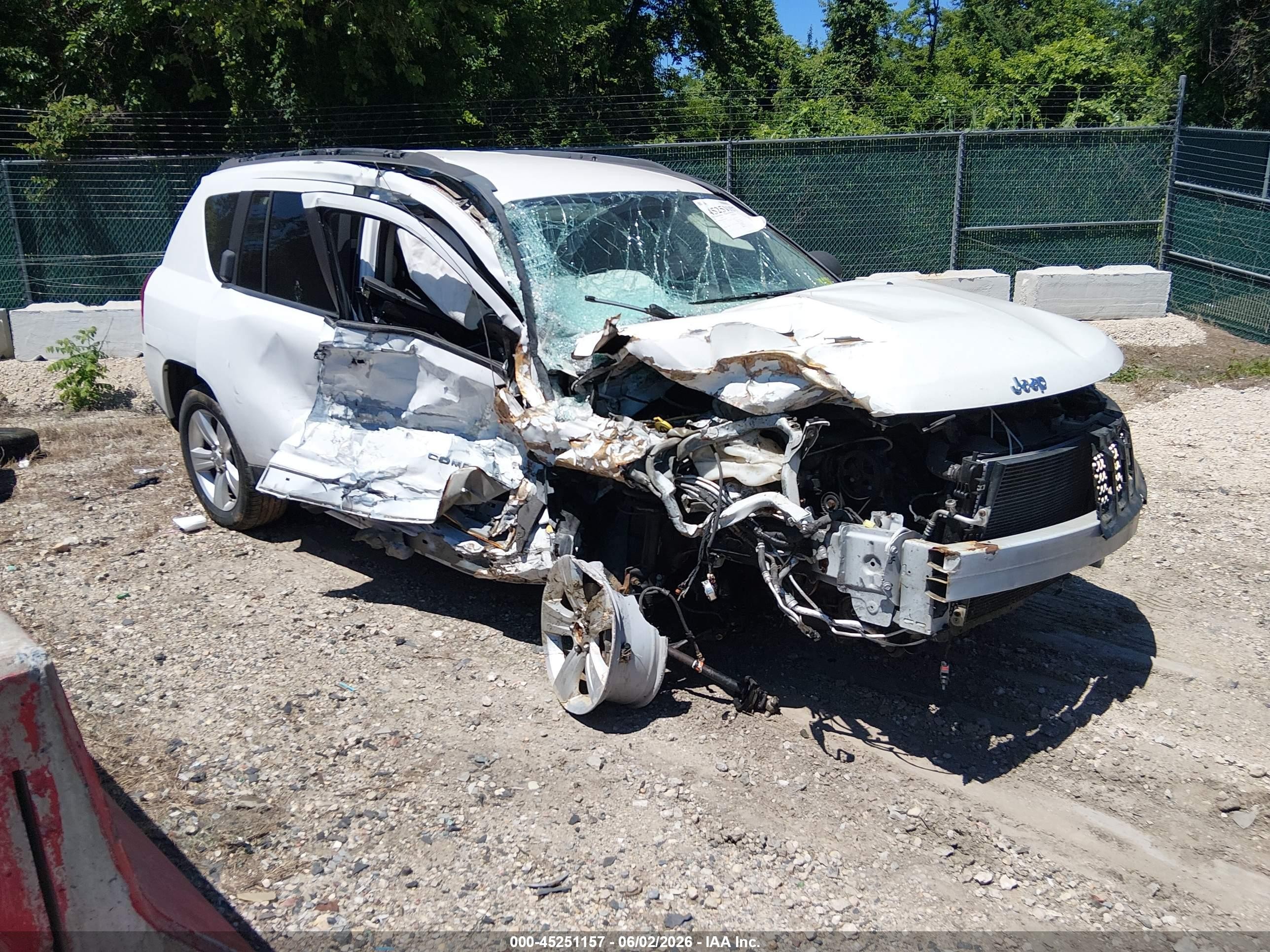 2012 Jeep Compass Sport White vin: 1C4NJDBB7CD658128