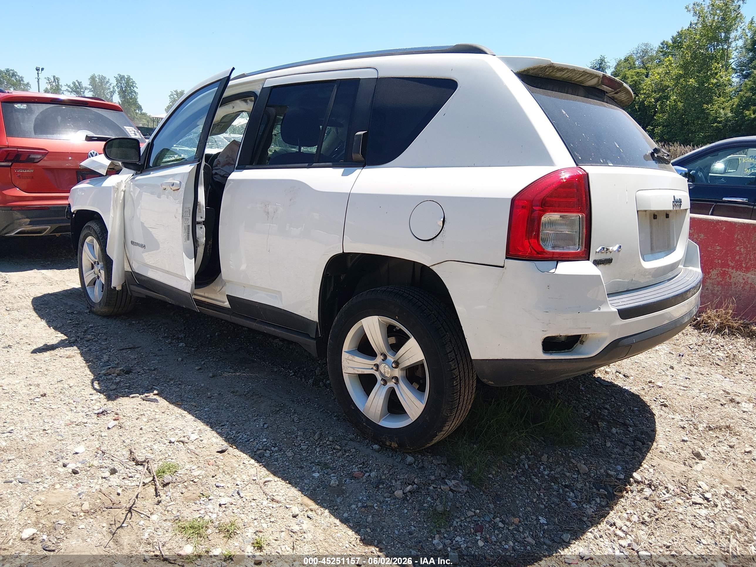2012 Jeep Compass Sport White vin: 1C4NJDBB7CD658128