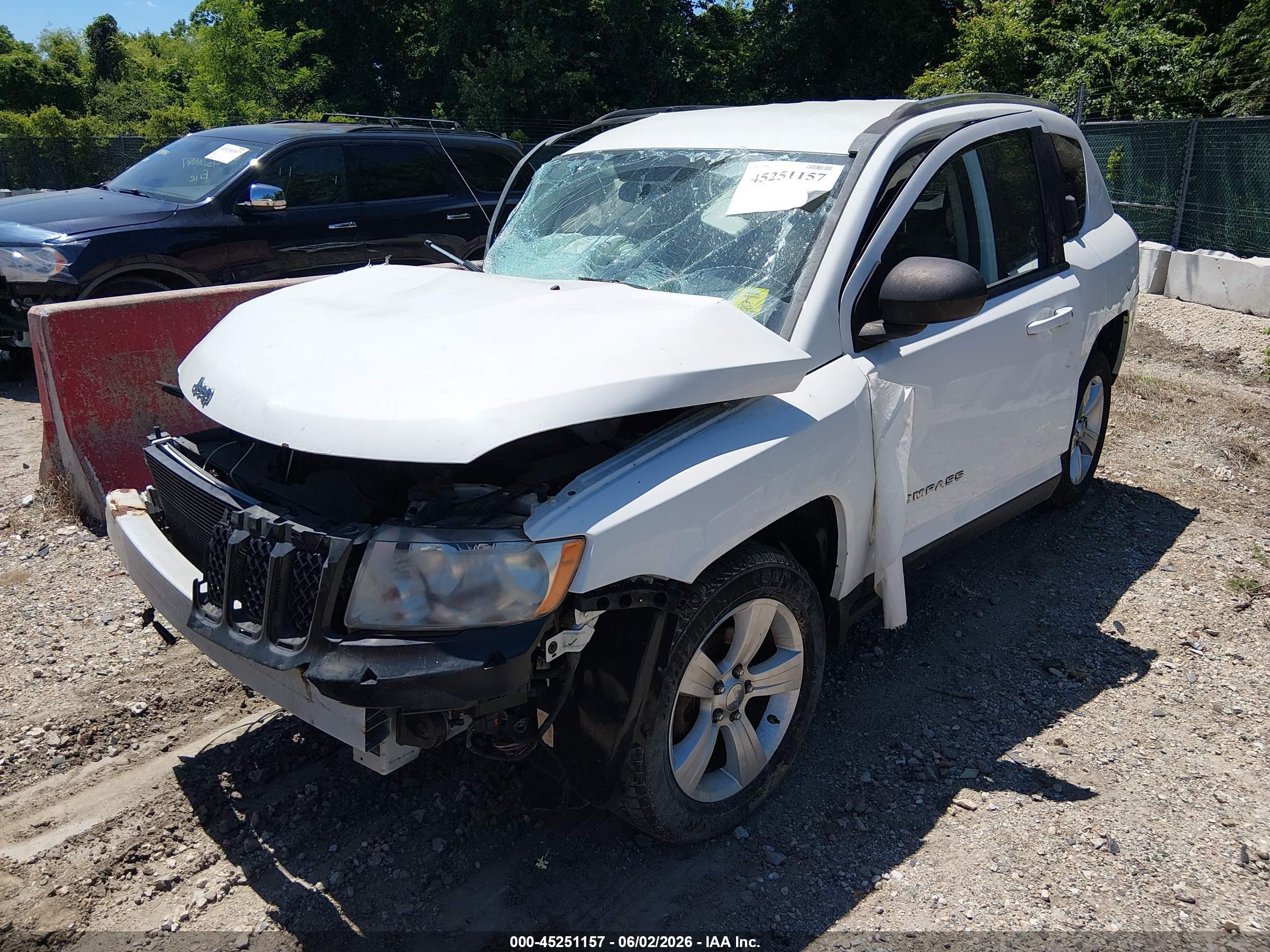 2012 Jeep Compass Sport White vin: 1C4NJDBB7CD658128