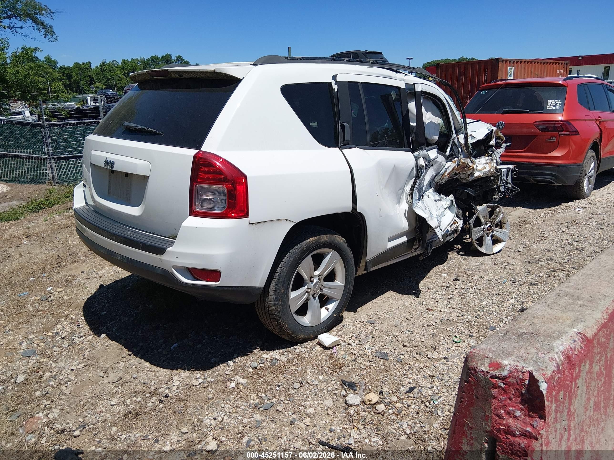 2012 Jeep Compass Sport White vin: 1C4NJDBB7CD658128
