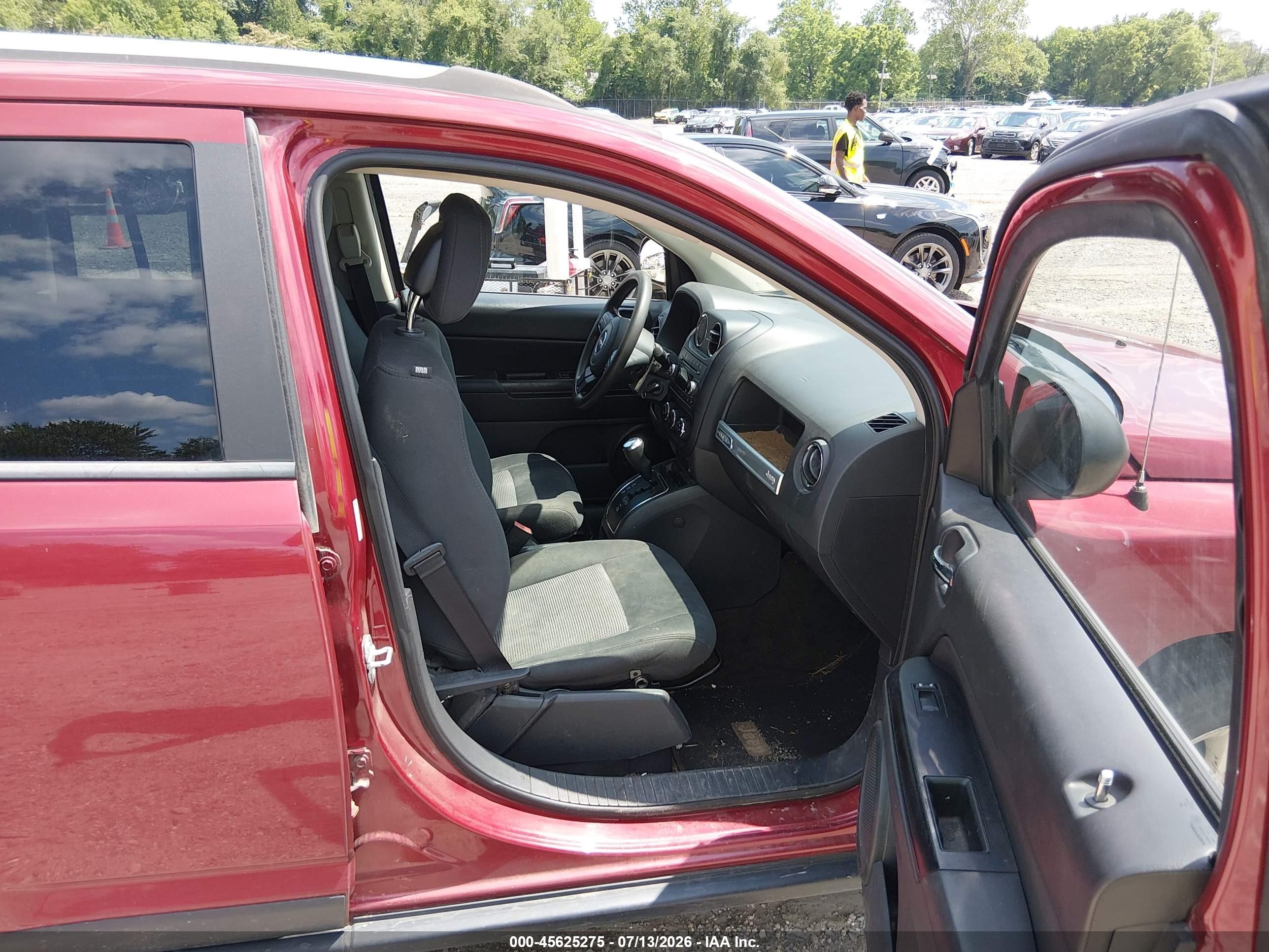 2014 Jeep Compass Sport Red vin: 1C4NJDBB7ED514646