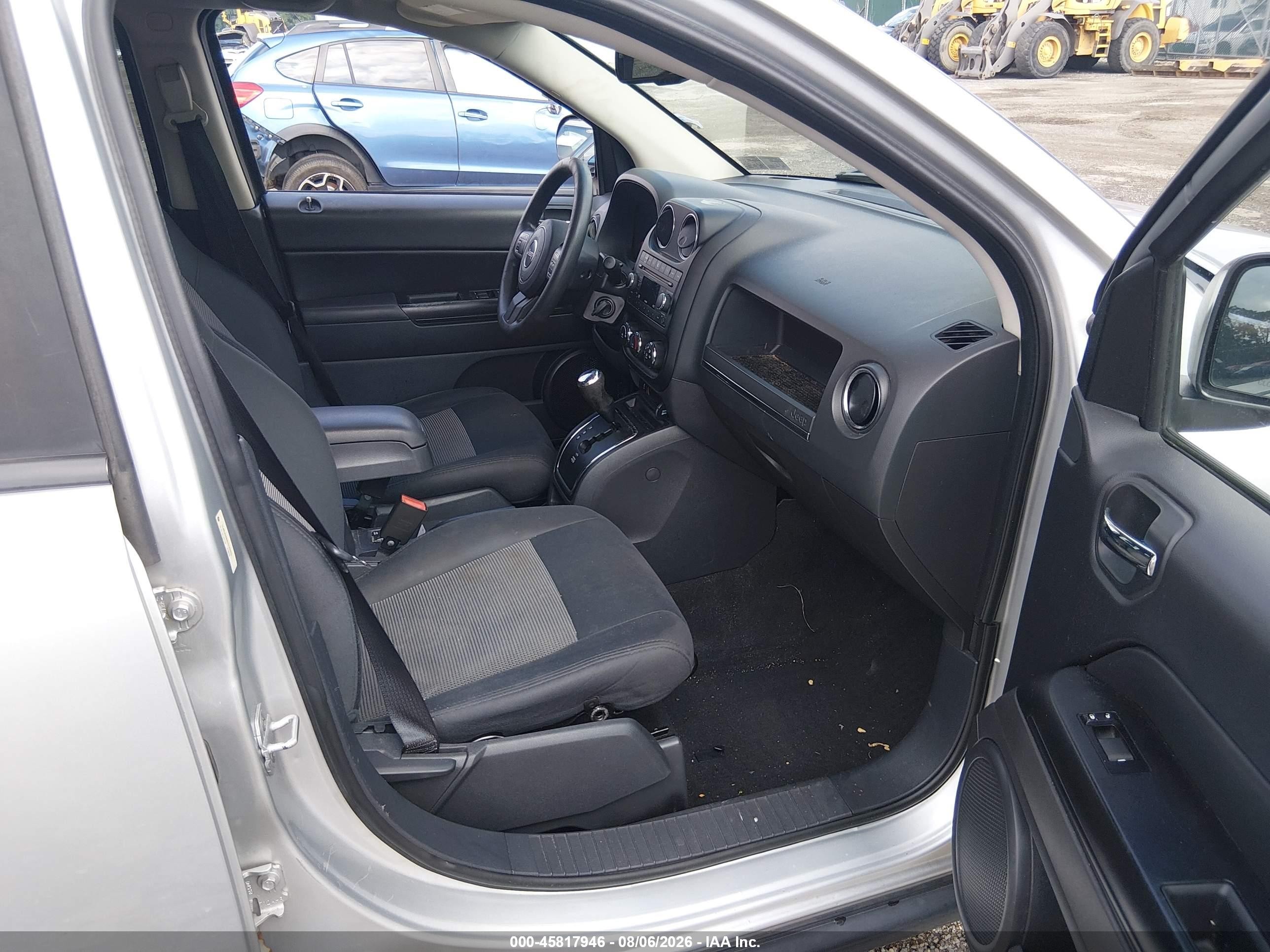 2012 Jeep Compass Sport Silver vin: 1C4NJDBB8CD566865