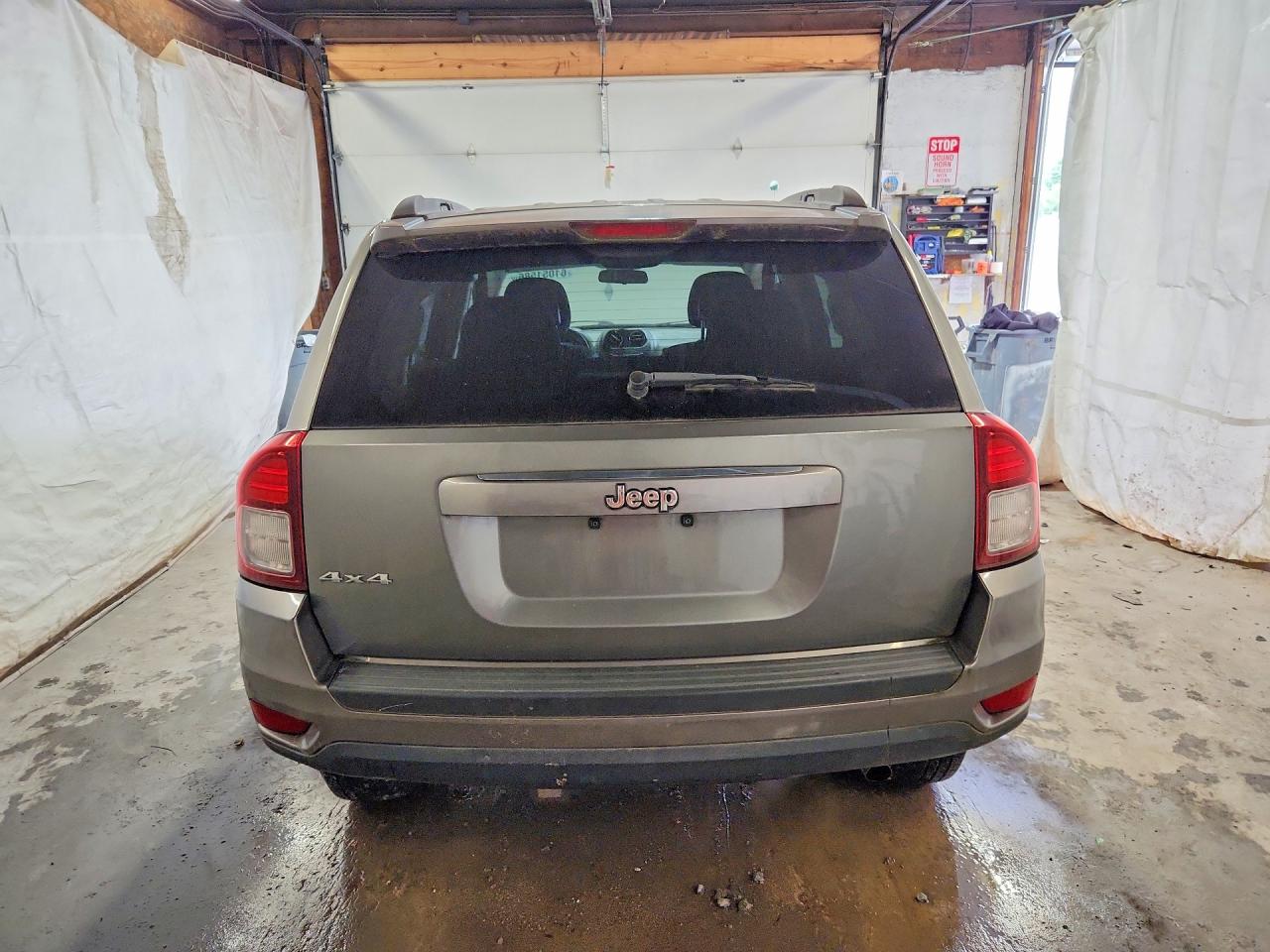2014 Jeep Compass Sport Gray vin: 1C4NJDBB8ED506135
