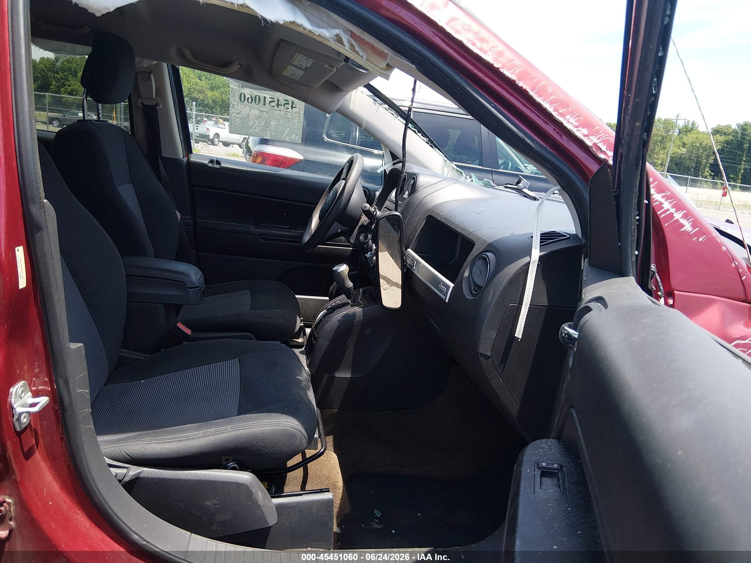 2014 Jeep Compass Sport Красный vin: 1C4NJDBB8ED621382
