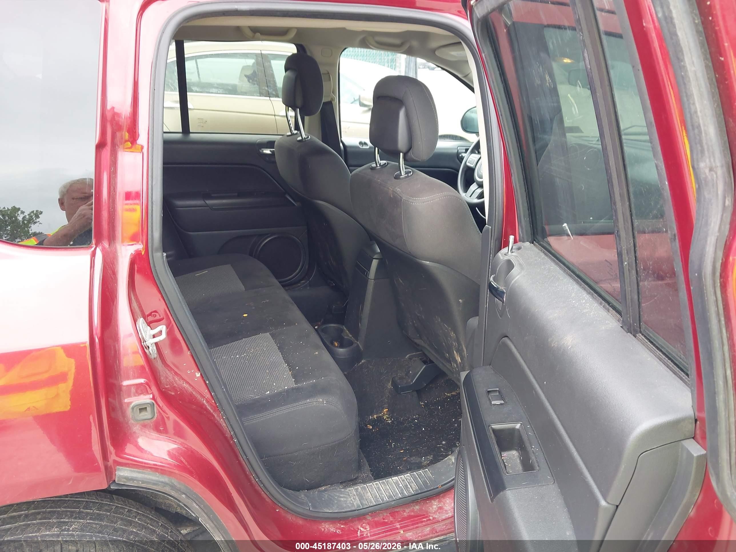 2012 Jeep Compass Sport Красный vin: 1C4NJDBB9CD683547
