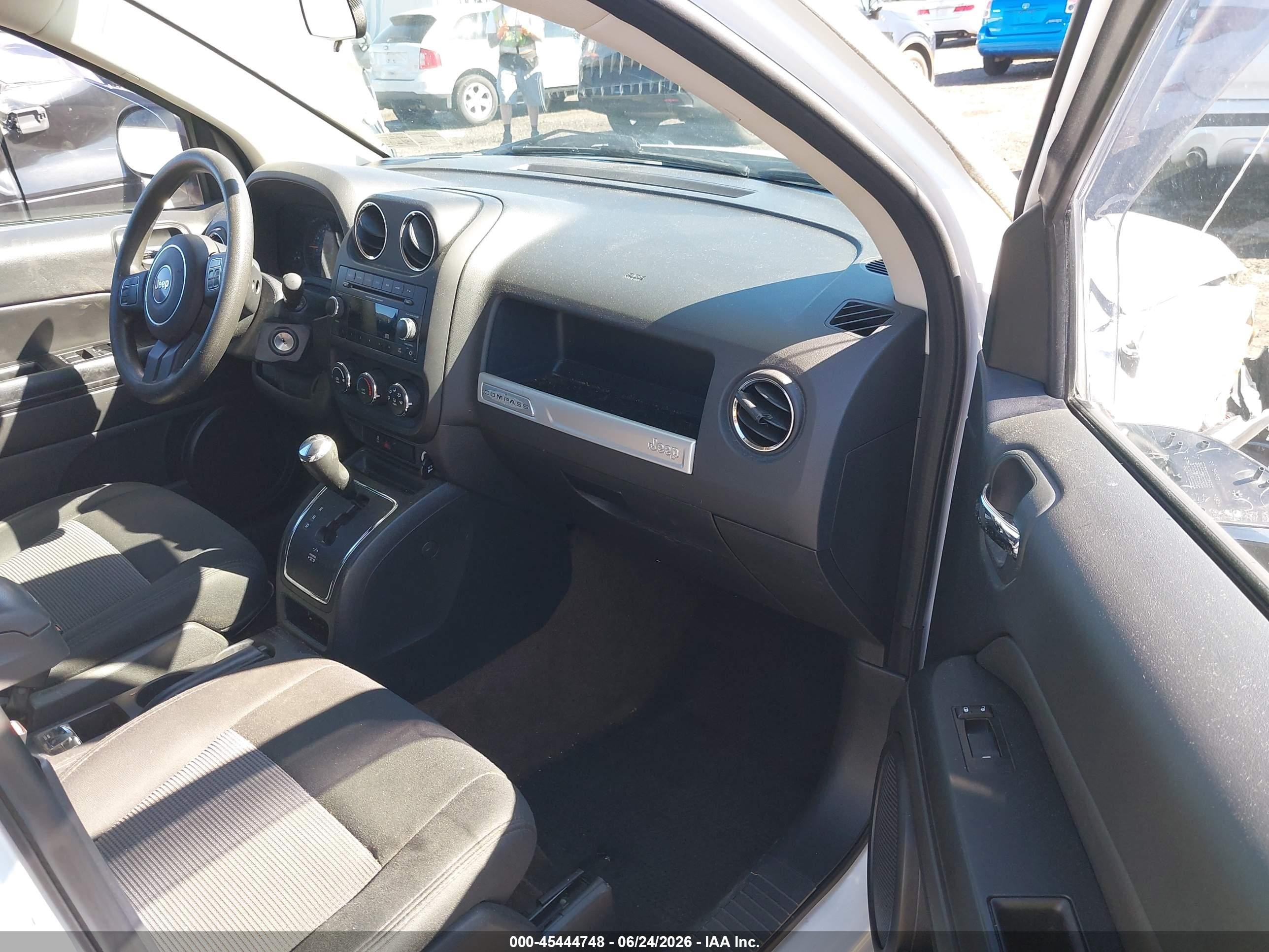 2014 Jeep Compass Sport White vin: 1C4NJDBB9ED721779