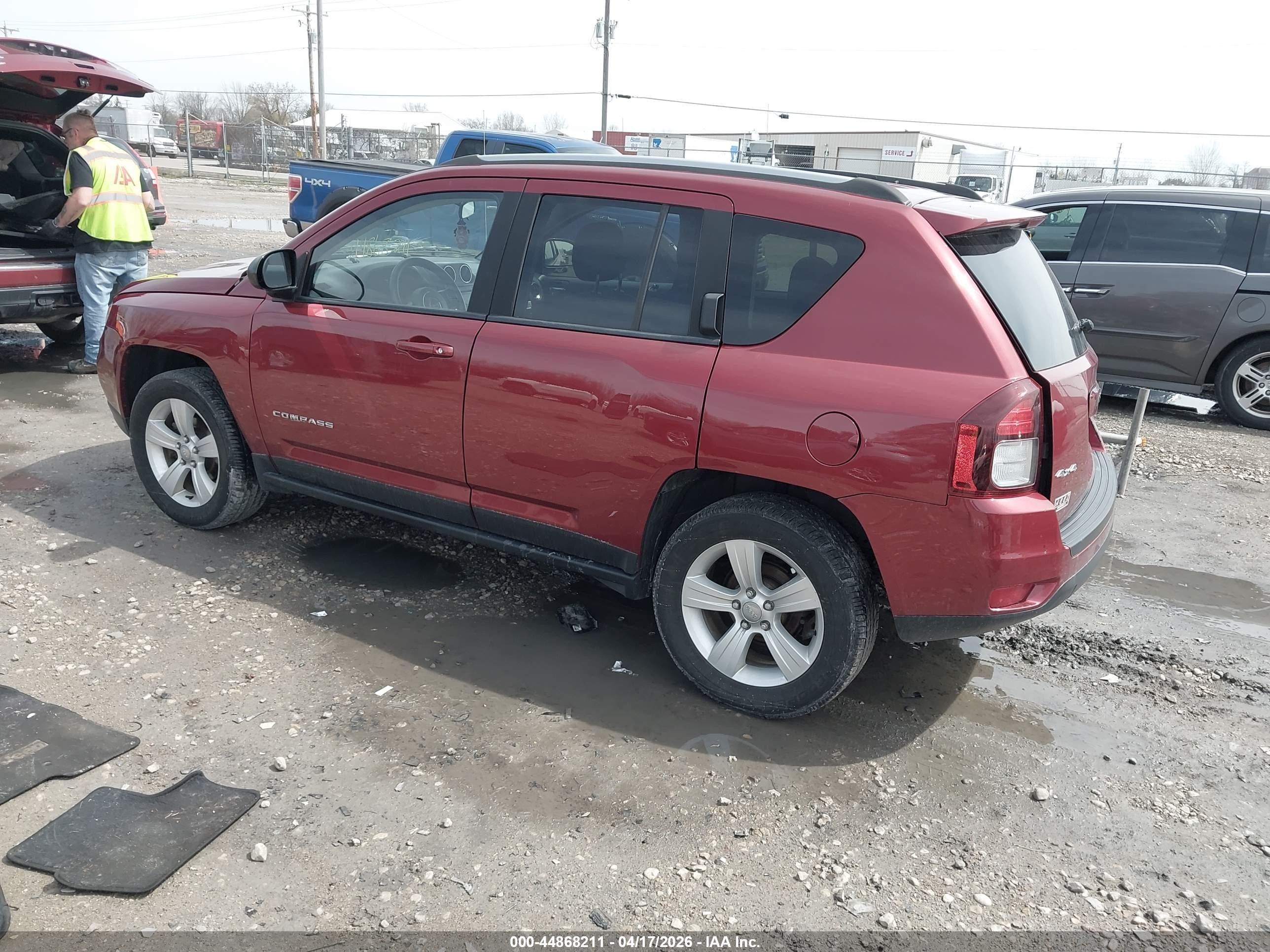 2015 Jeep Compass Sport Red vin: 1C4NJDBB9FD240240