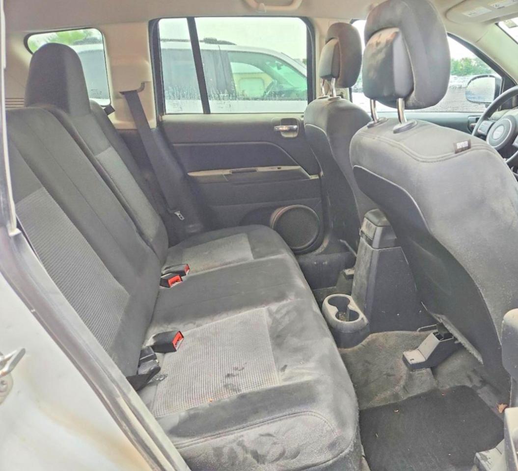 2015 Jeep Compass Sport White vin: 1C4NJDBB9FD395743