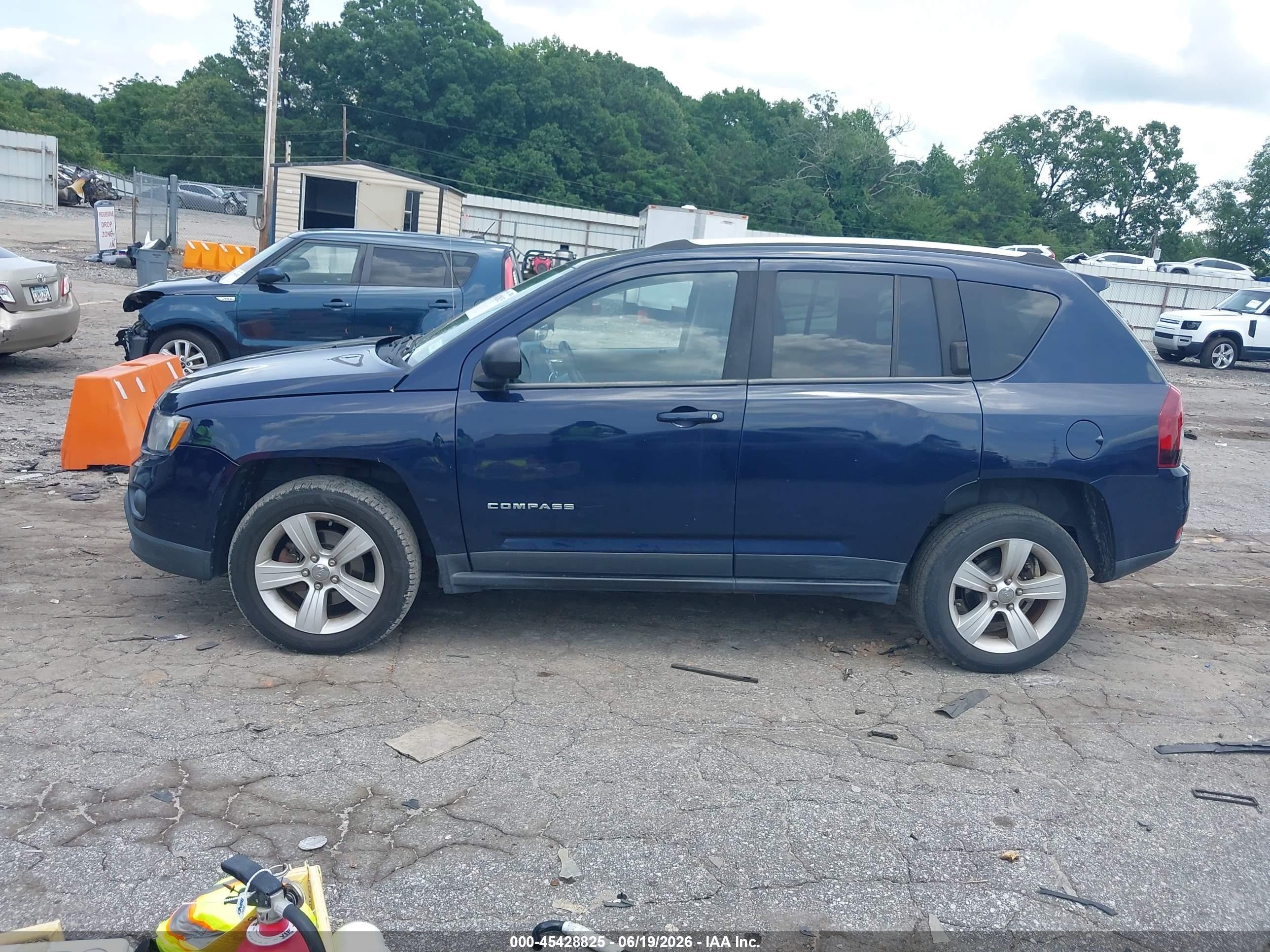 2014 Jeep Compass Sport Blue vin: 1C4NJDBBXED503527