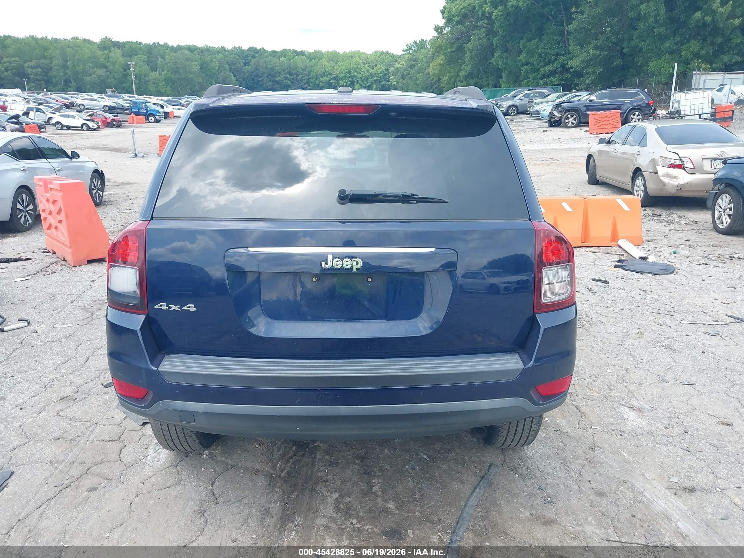 2014 Jeep Compass Sport Blue vin: 1C4NJDBBXED503527