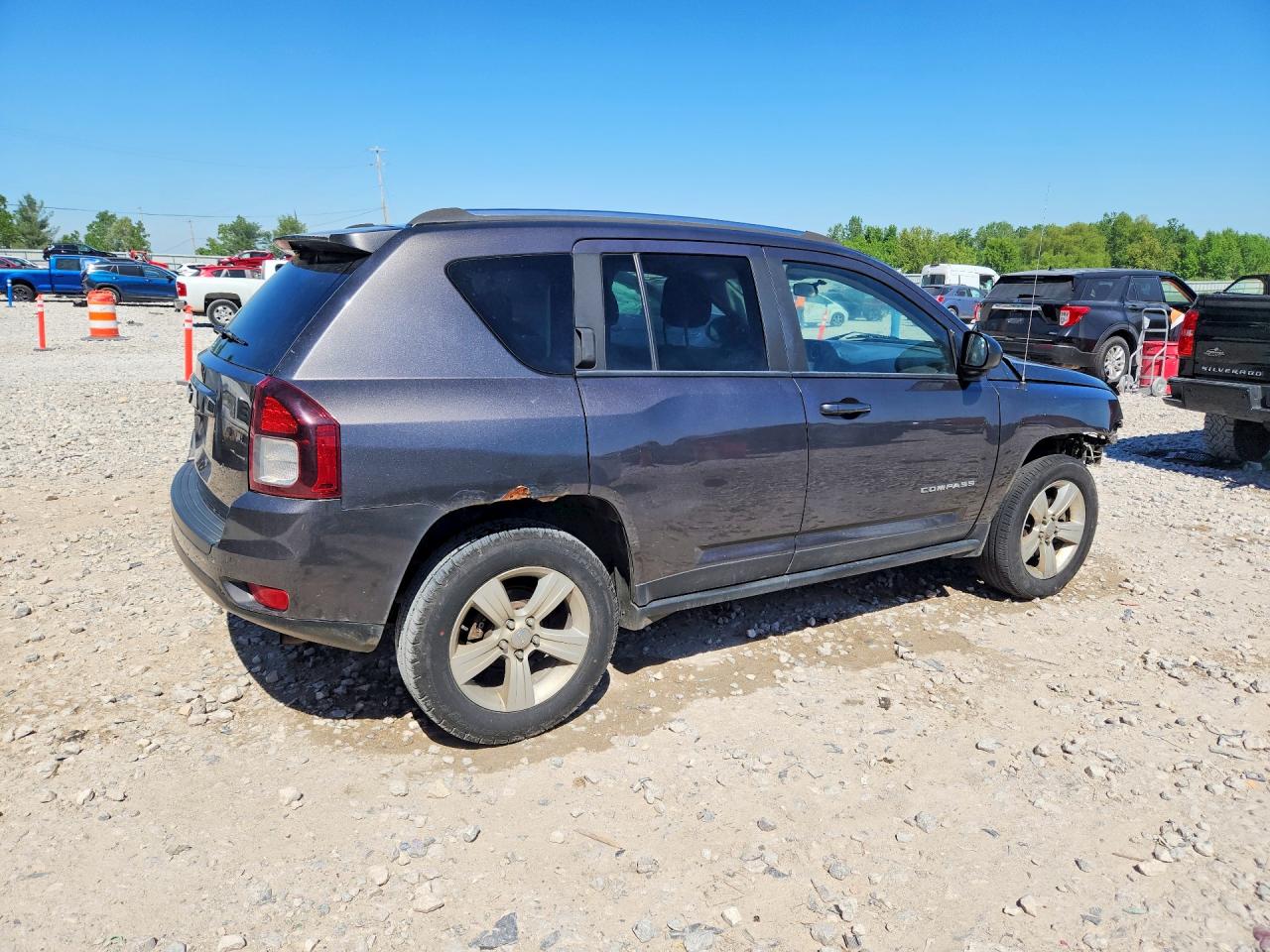 2014 Jeep Compass Sport Gray vin: 1C4NJDBBXED728160
