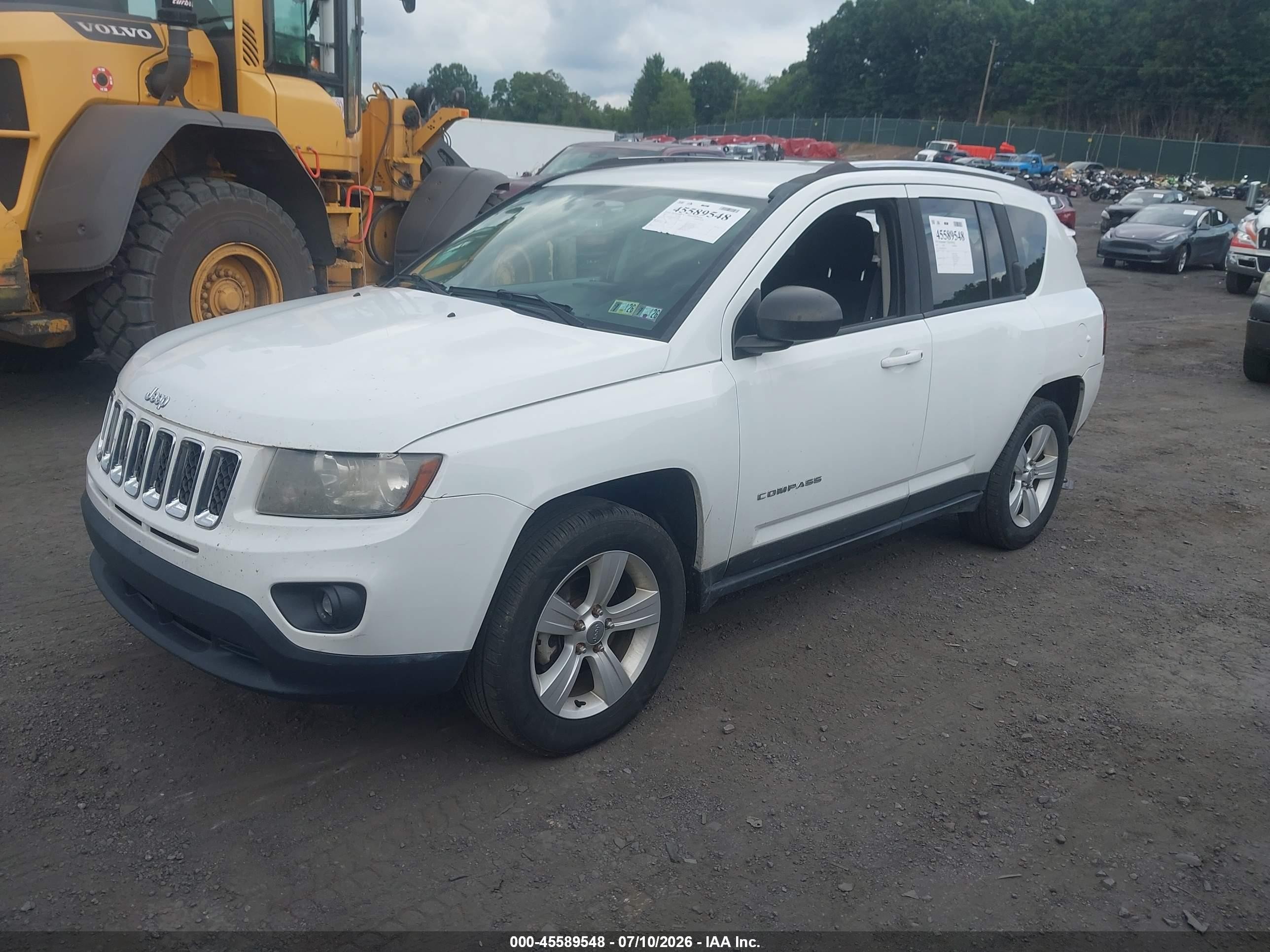 2014 Jeep Compass Sport White vin: 1C4NJDBBXED749123