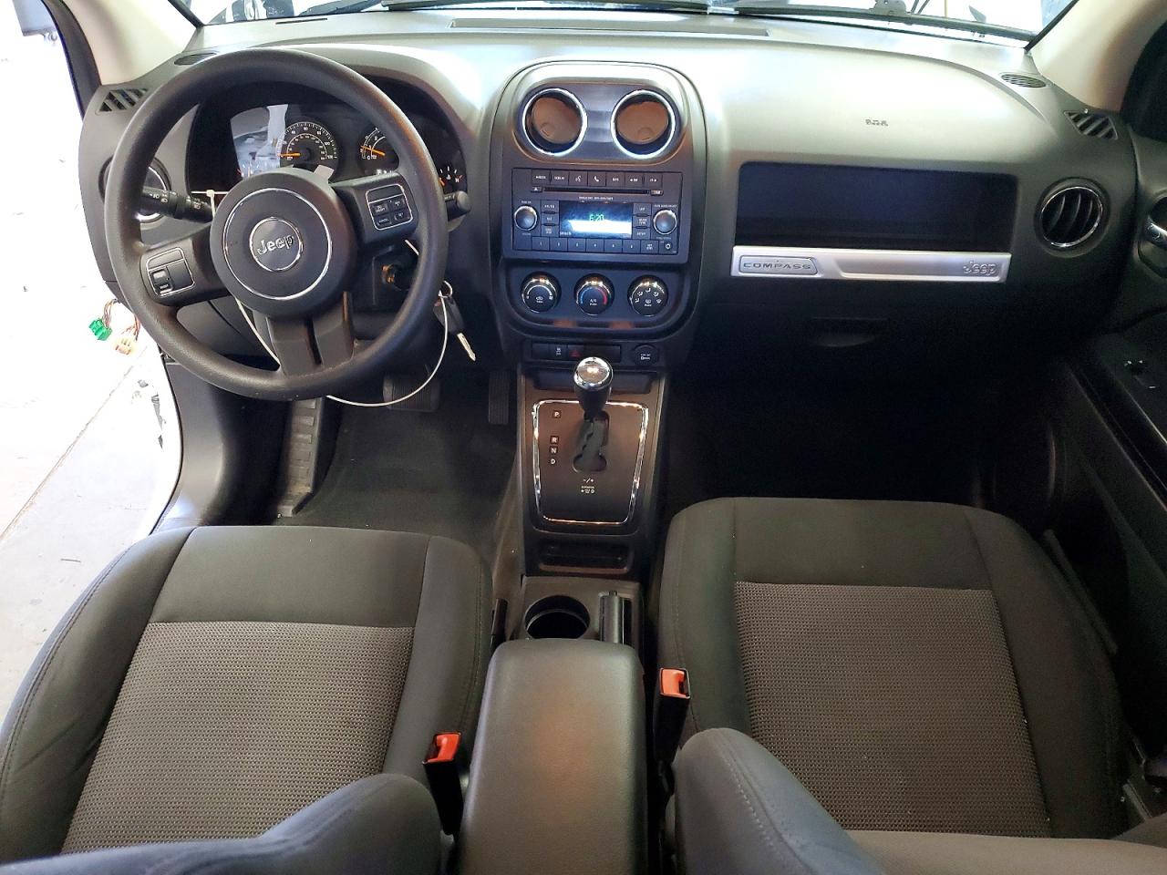 2014 Jeep Compass Sport Белый vin: 1C4NJDBBXED753625