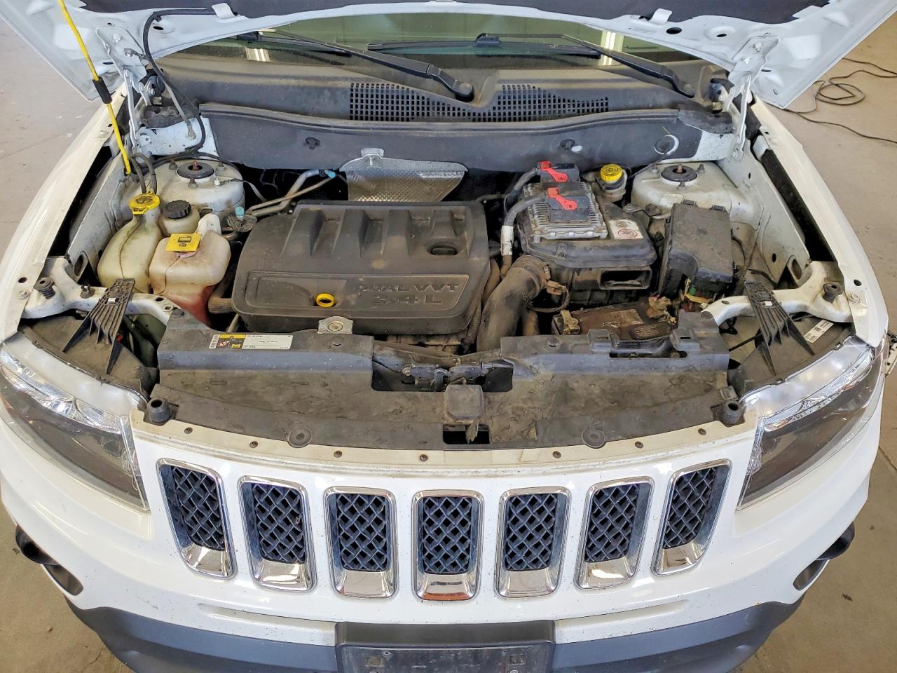 2014 Jeep Compass Sport Белый vin: 1C4NJDBBXED753625