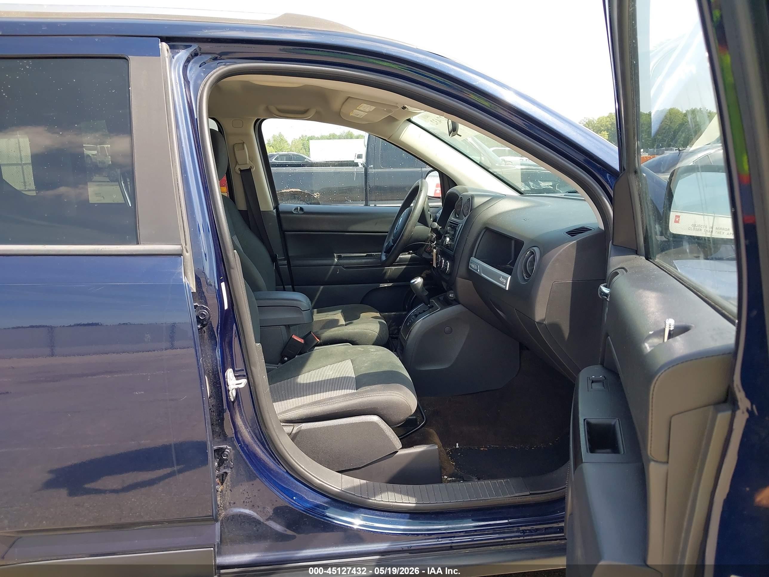 2014 Jeep Compass Sport Blue vin: 1C4NJDBBXED828212