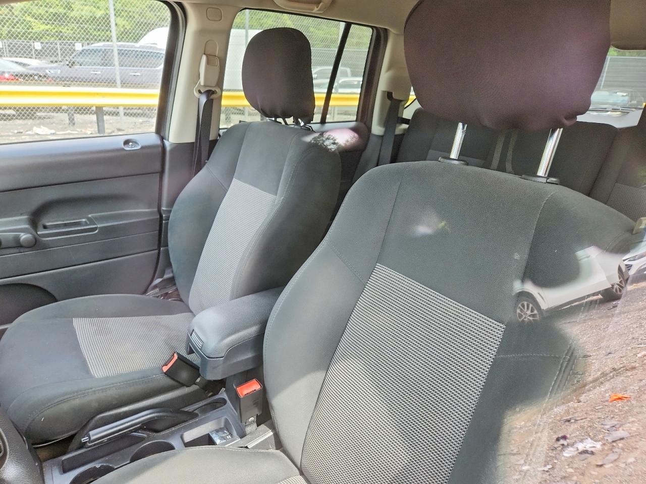 2015 Jeep Compass Sport Charcoal vin: 1C4NJDBBXFD105784