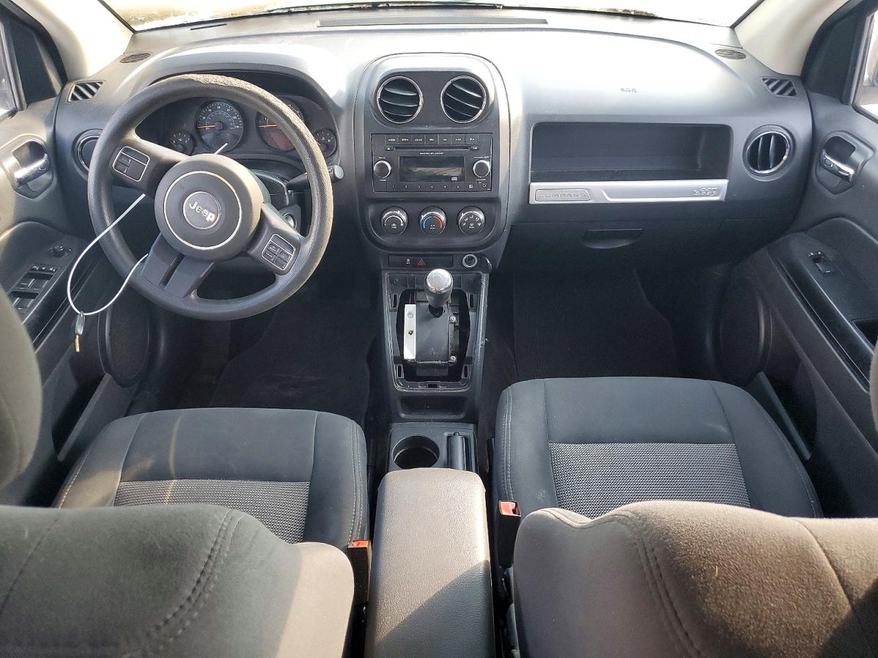 2015 Jeep Compass Sport Gray vin: 1C4NJDBBXFD135416