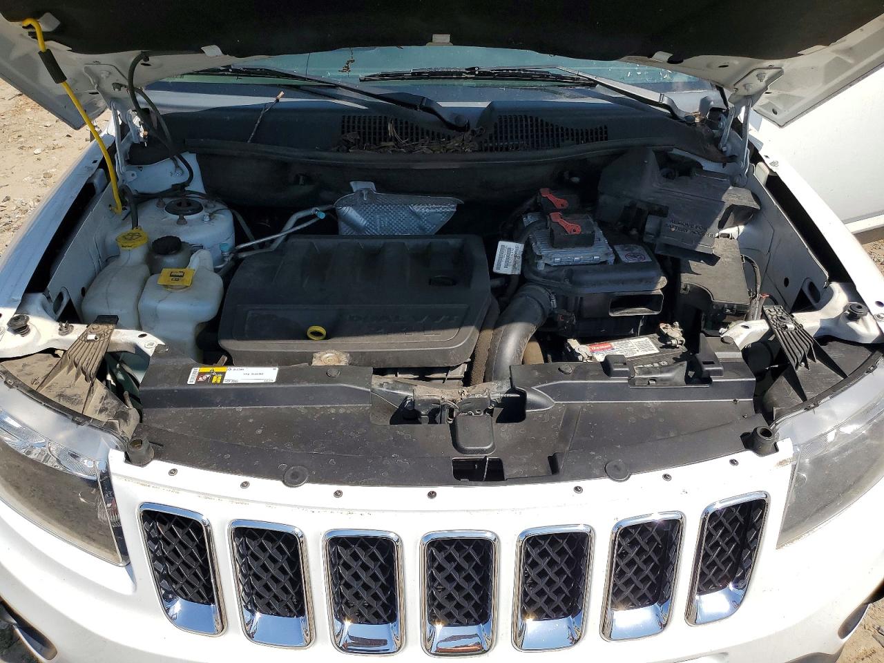 2016 Jeep Compass Sport White vin: 1C4NJDBBXGD729442