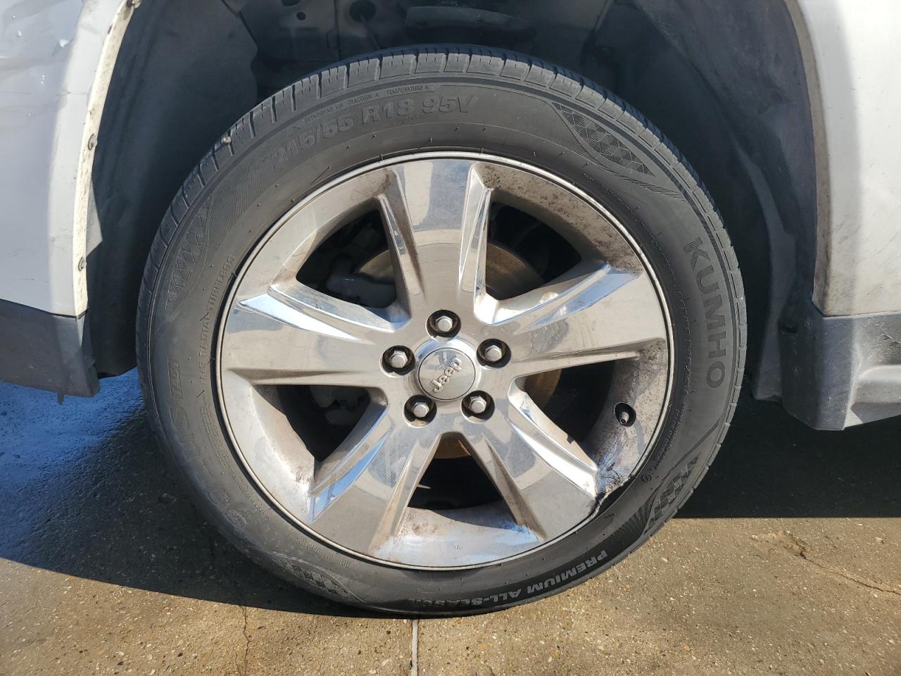 2014 Jeep Compass Limited Белый vin: 1C4NJDCB8ED705099 Damage: Left Front Wheel, Bent, Replacement Required