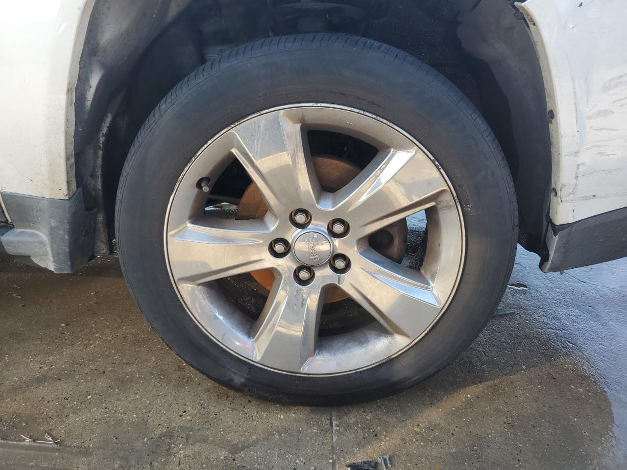 2014 Jeep Compass Limited Белый vin: 1C4NJDCB8ED705099 Damage: Right Front Wheel, Curb Rash, 11 To 12 Inches