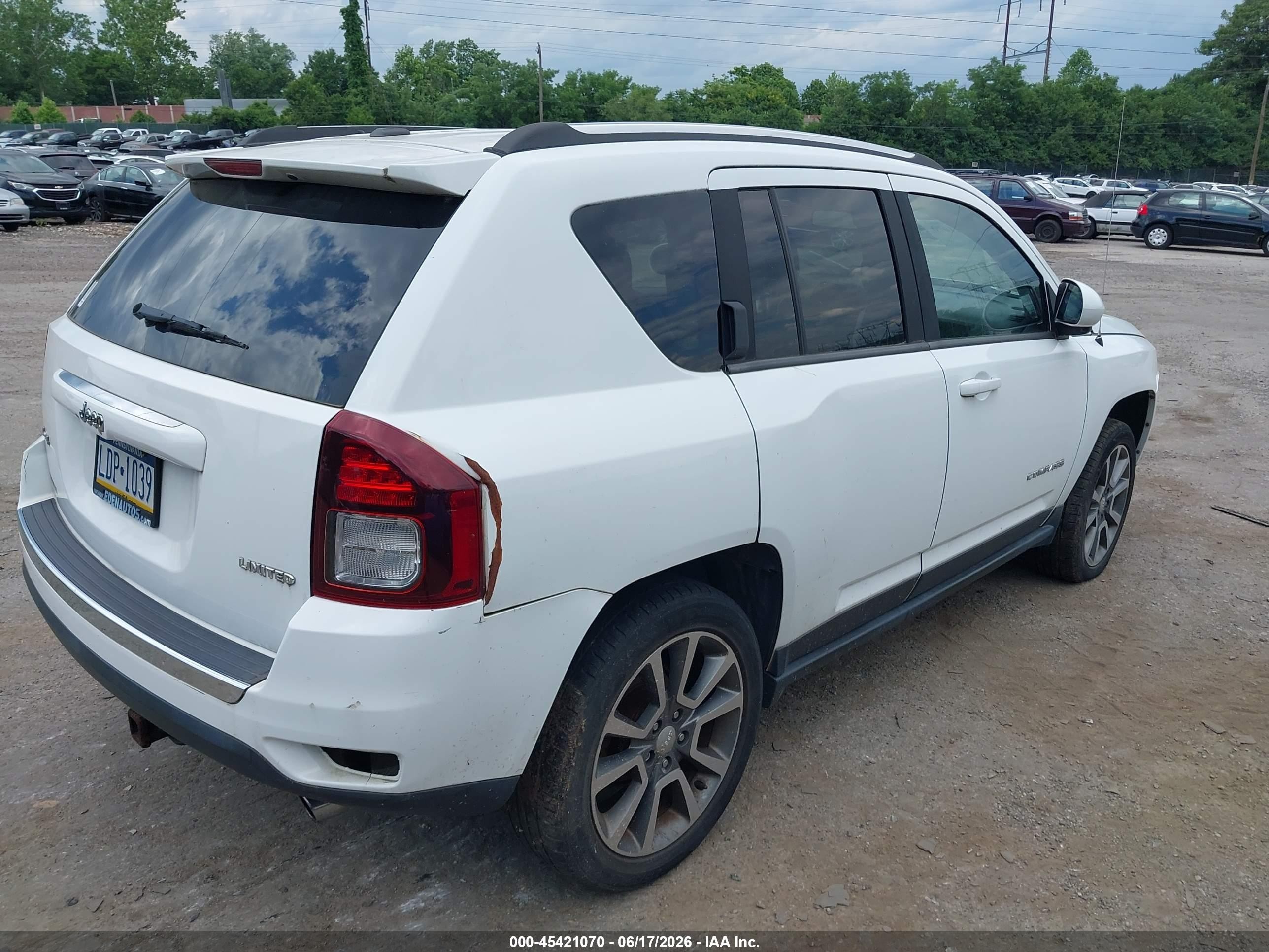 2014 Jeep Compass Limited White vin: 1C4NJDCB9ED579979