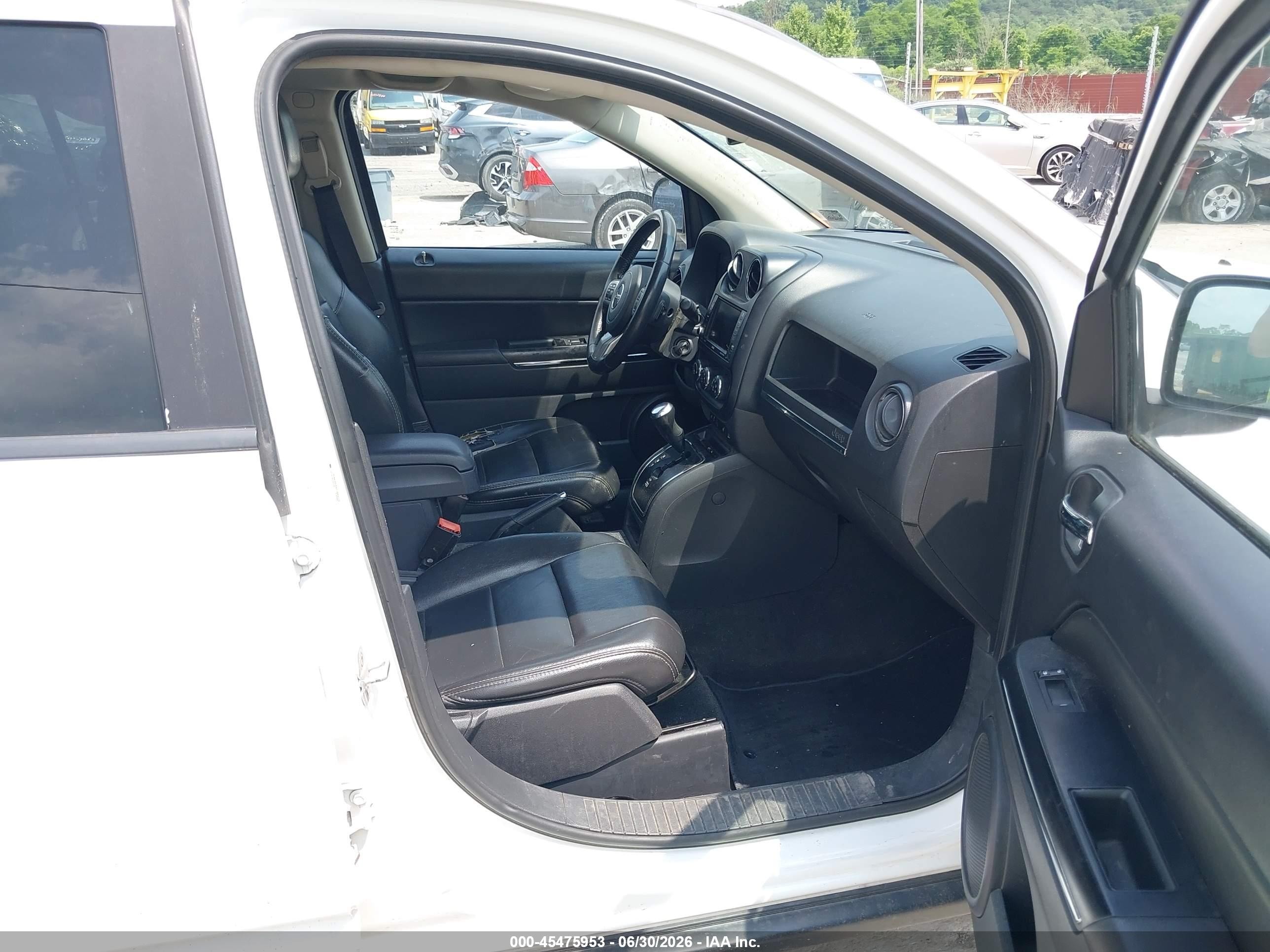 2012 Jeep Compass Limited White vin: 1C4NJDCBXCD662124