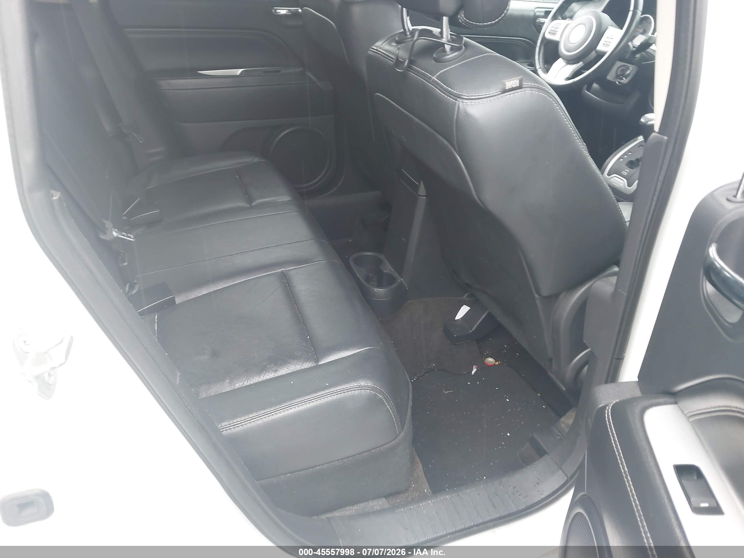 2014 Jeep Compass Limited White vin: 1C4NJDCBXED793072