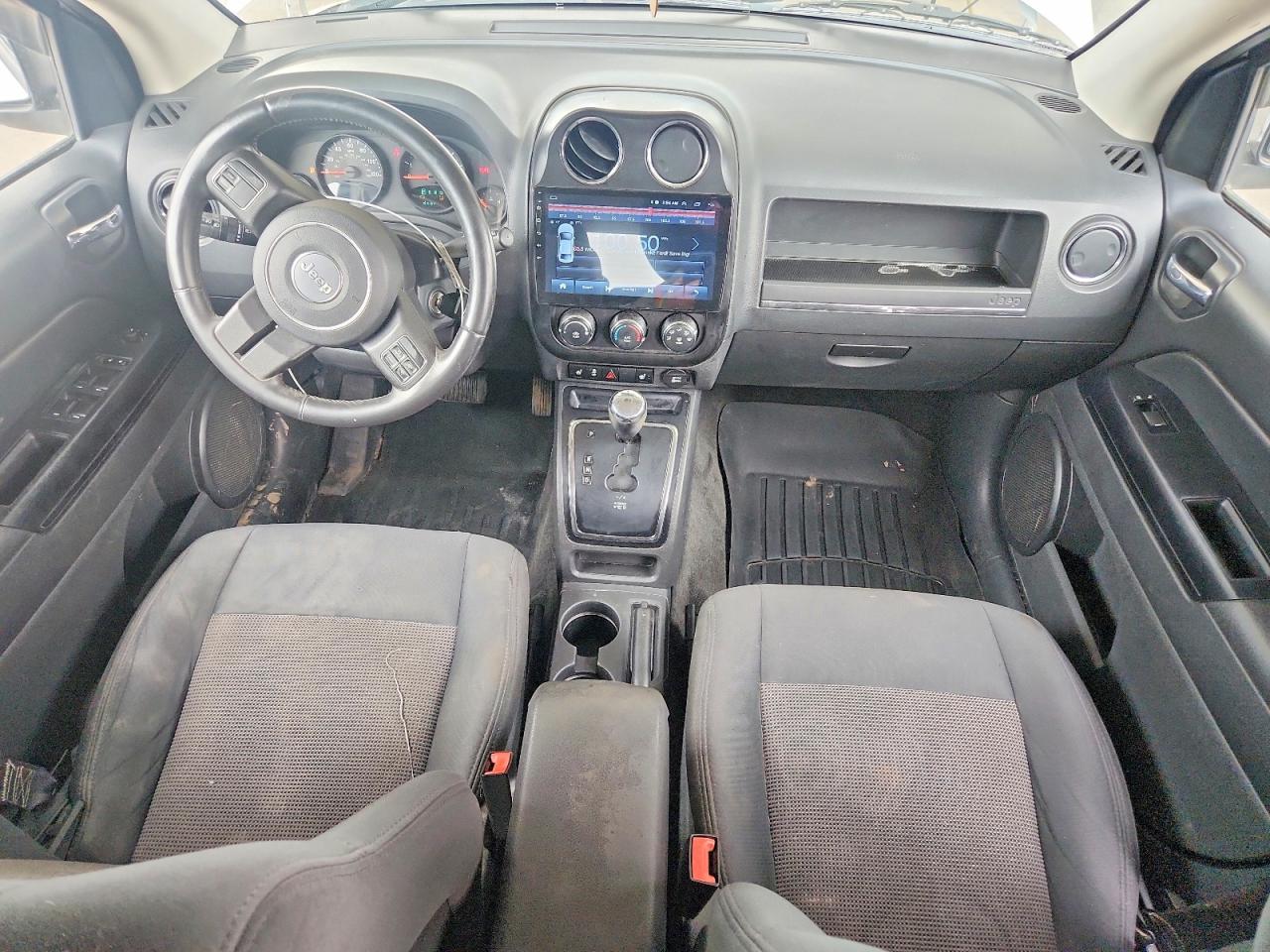 2012 Jeep Compass Latitude White vin: 1C4NJDEB0CD655969