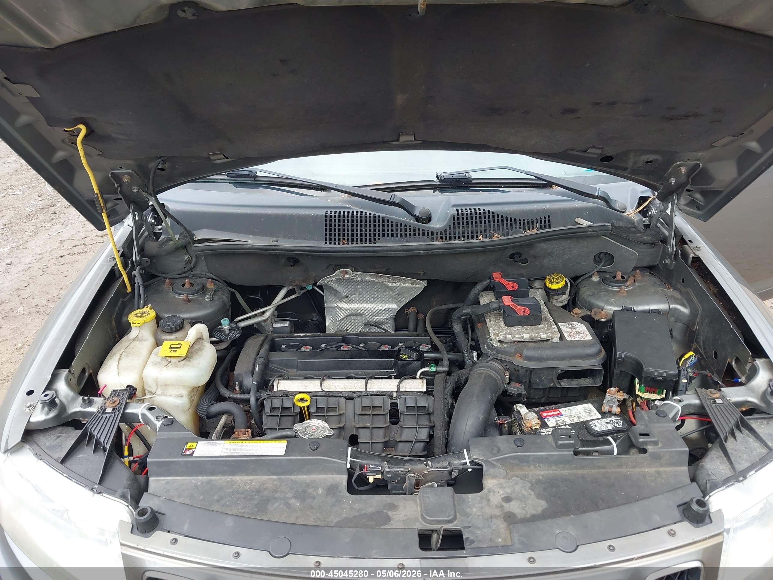2013 Jeep Compass Latitude Серебряный vin: 1C4NJDEB0DD221987