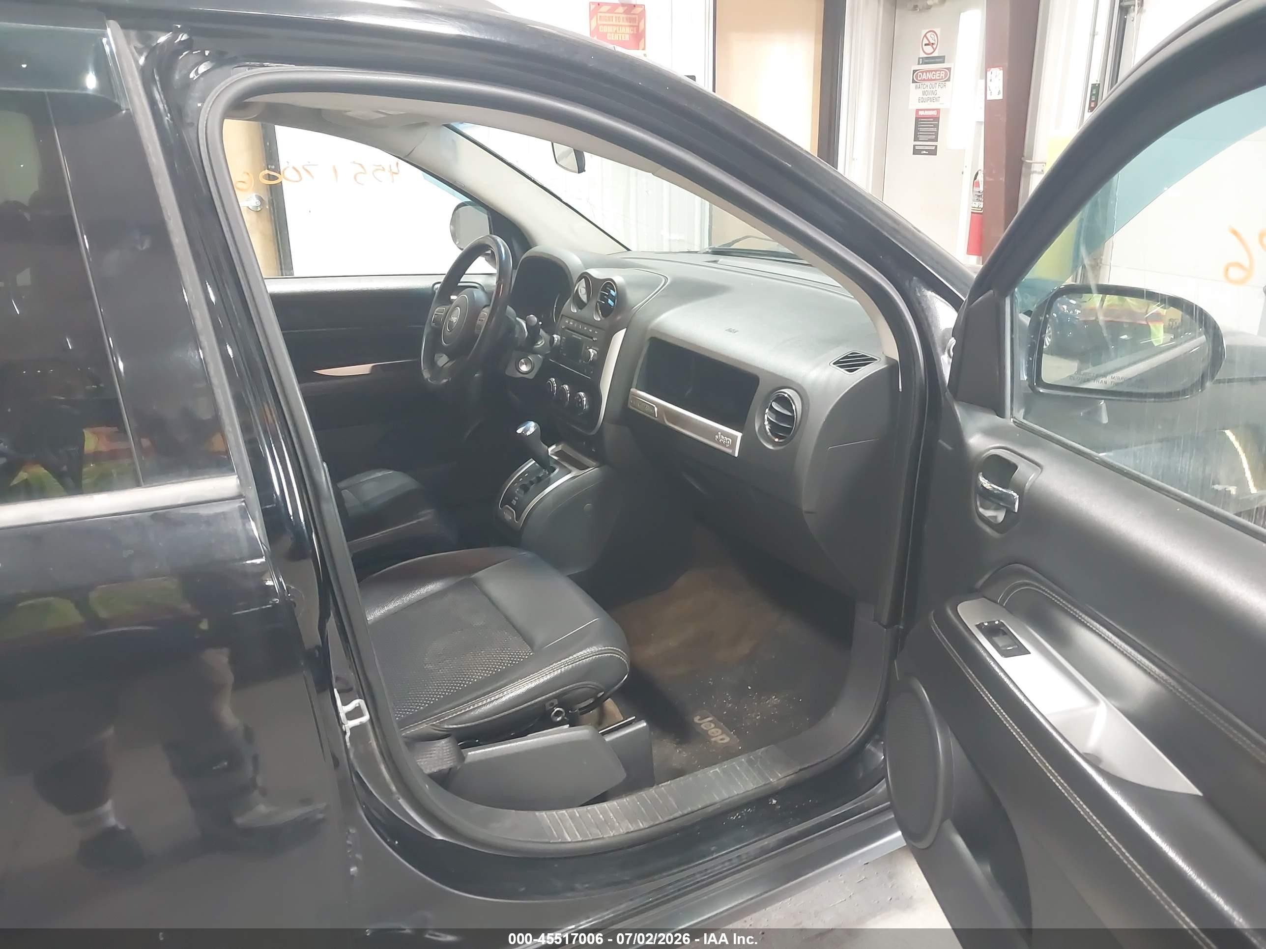 2014 Jeep Compass Latitude Black vin: 1C4NJDEB0ED528822
