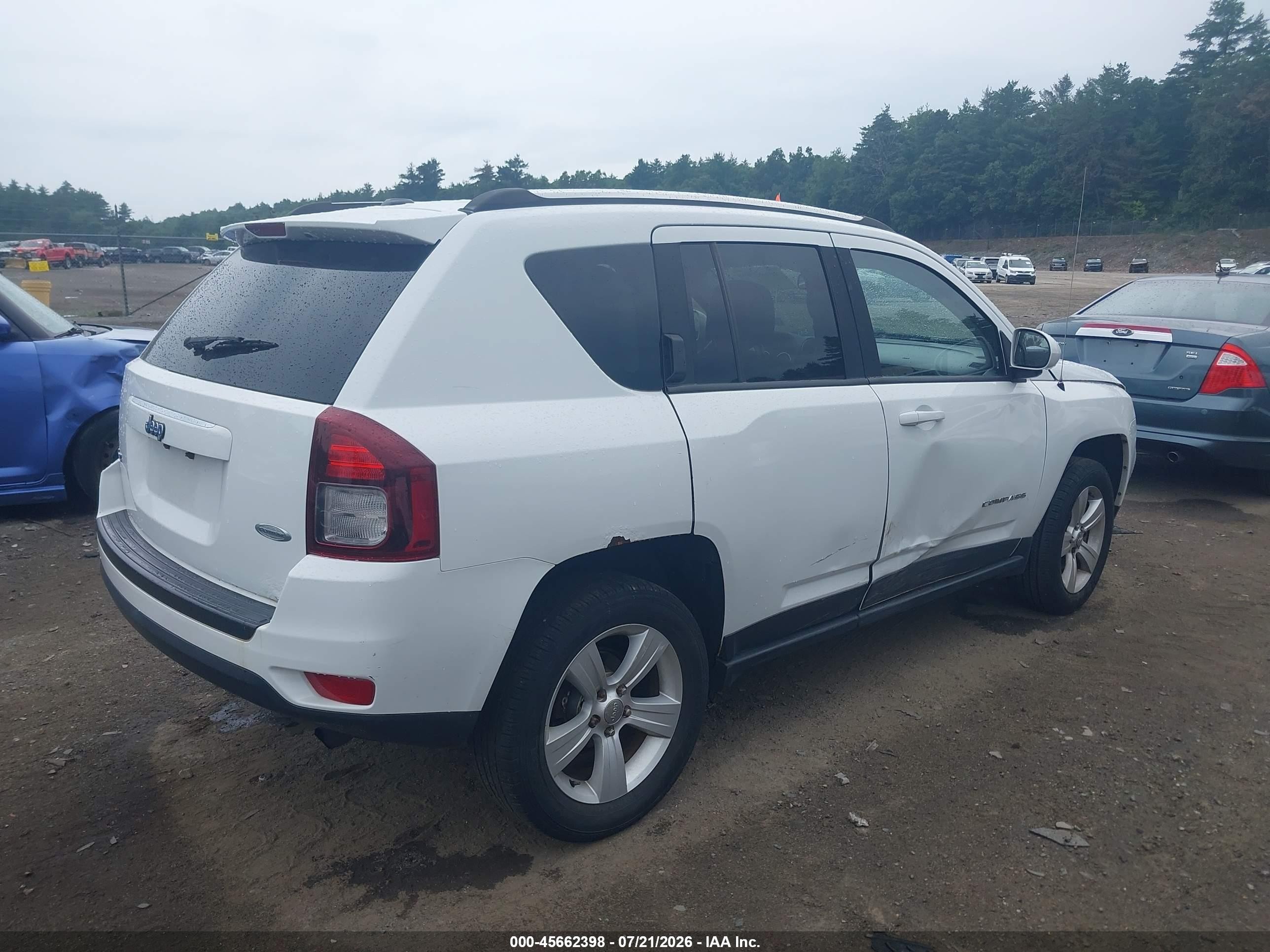 2014 Jeep Compass Latitude Белый vin: 1C4NJDEB0ED603261