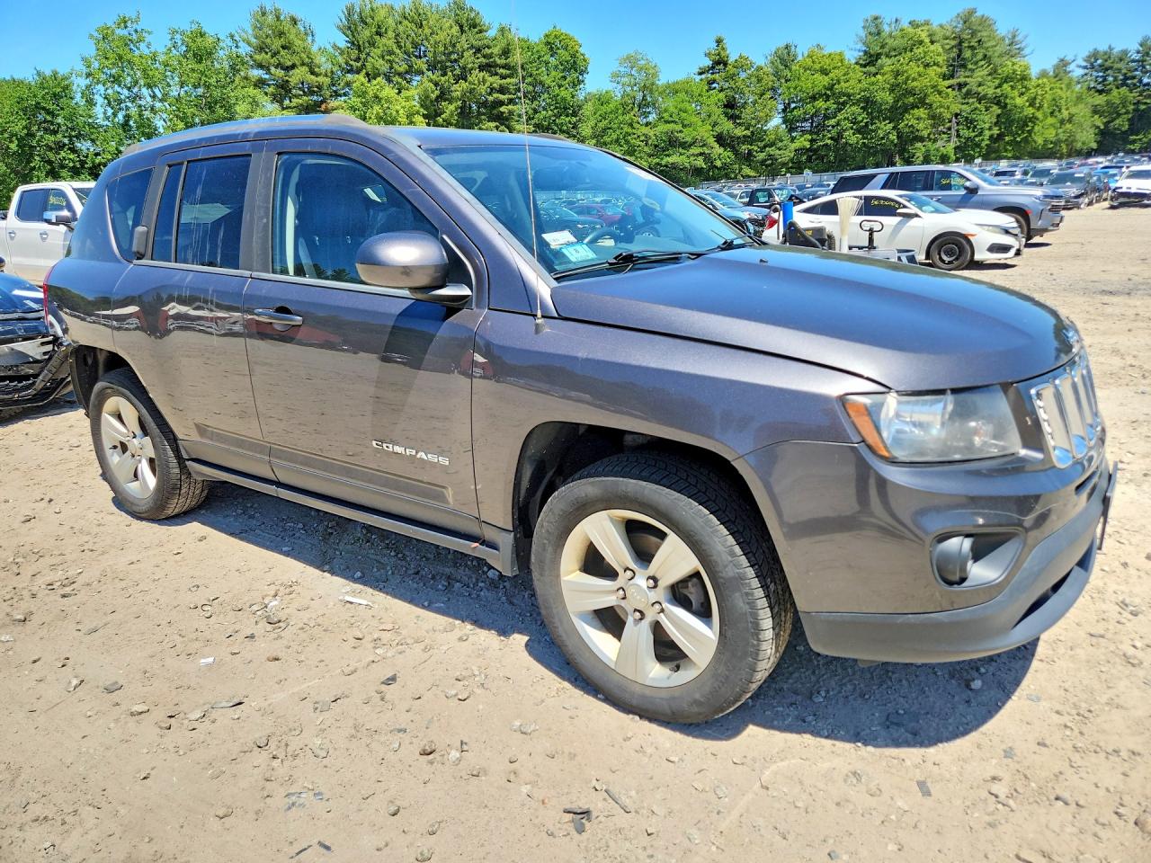 2014 Jeep Compass Latitude Gray vin: 1C4NJDEB0ED762295