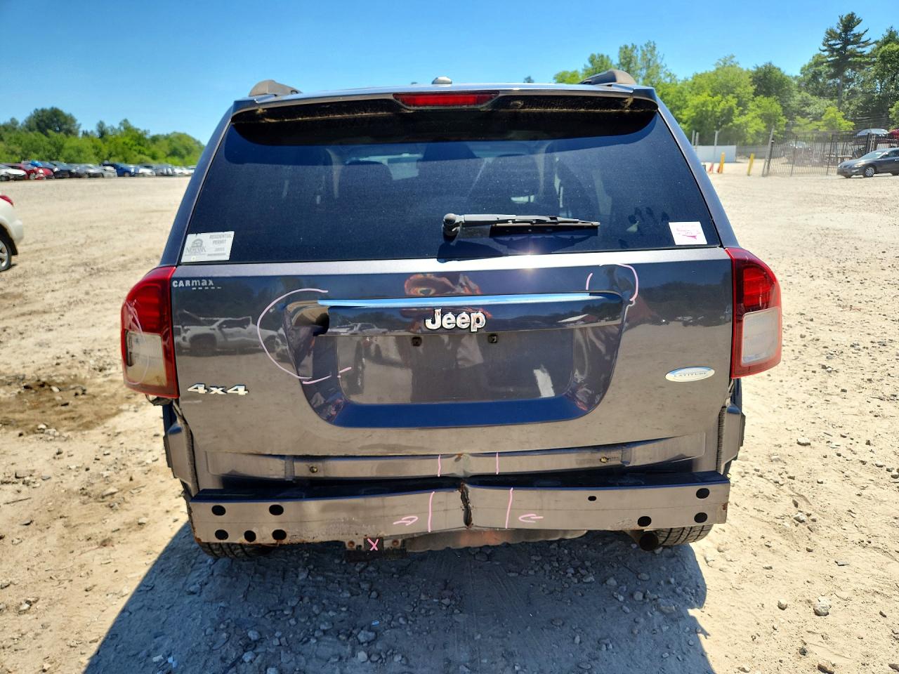 2014 Jeep Compass Latitude Gray vin: 1C4NJDEB0ED762295