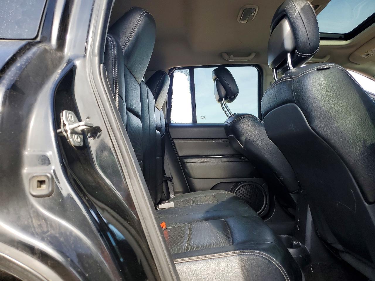 2014 Jeep Compass Latitude Black vin: 1C4NJDEB0ED817733