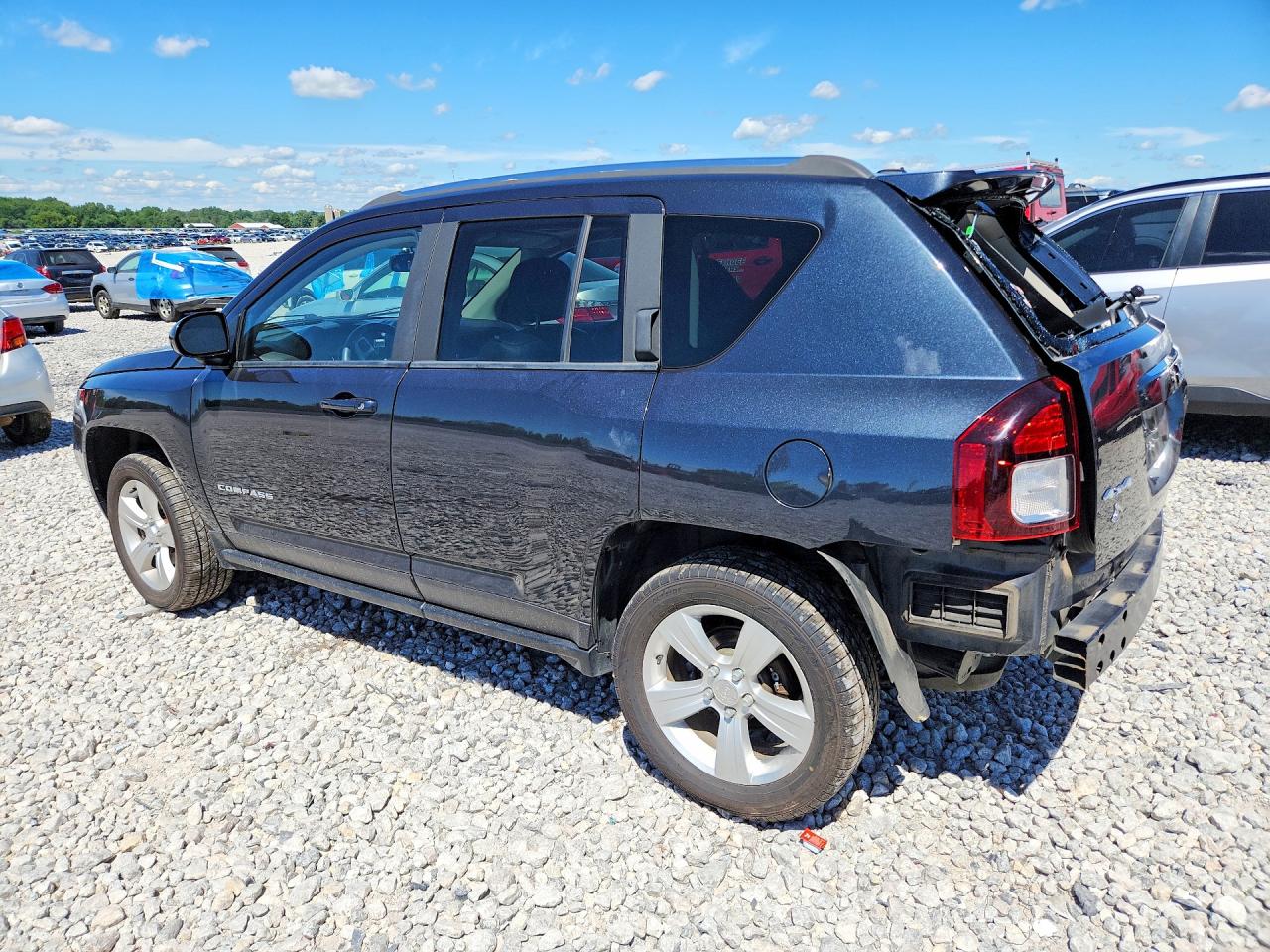 2015 Jeep Compass Latitude Blue vin: 1C4NJDEB0FD218073