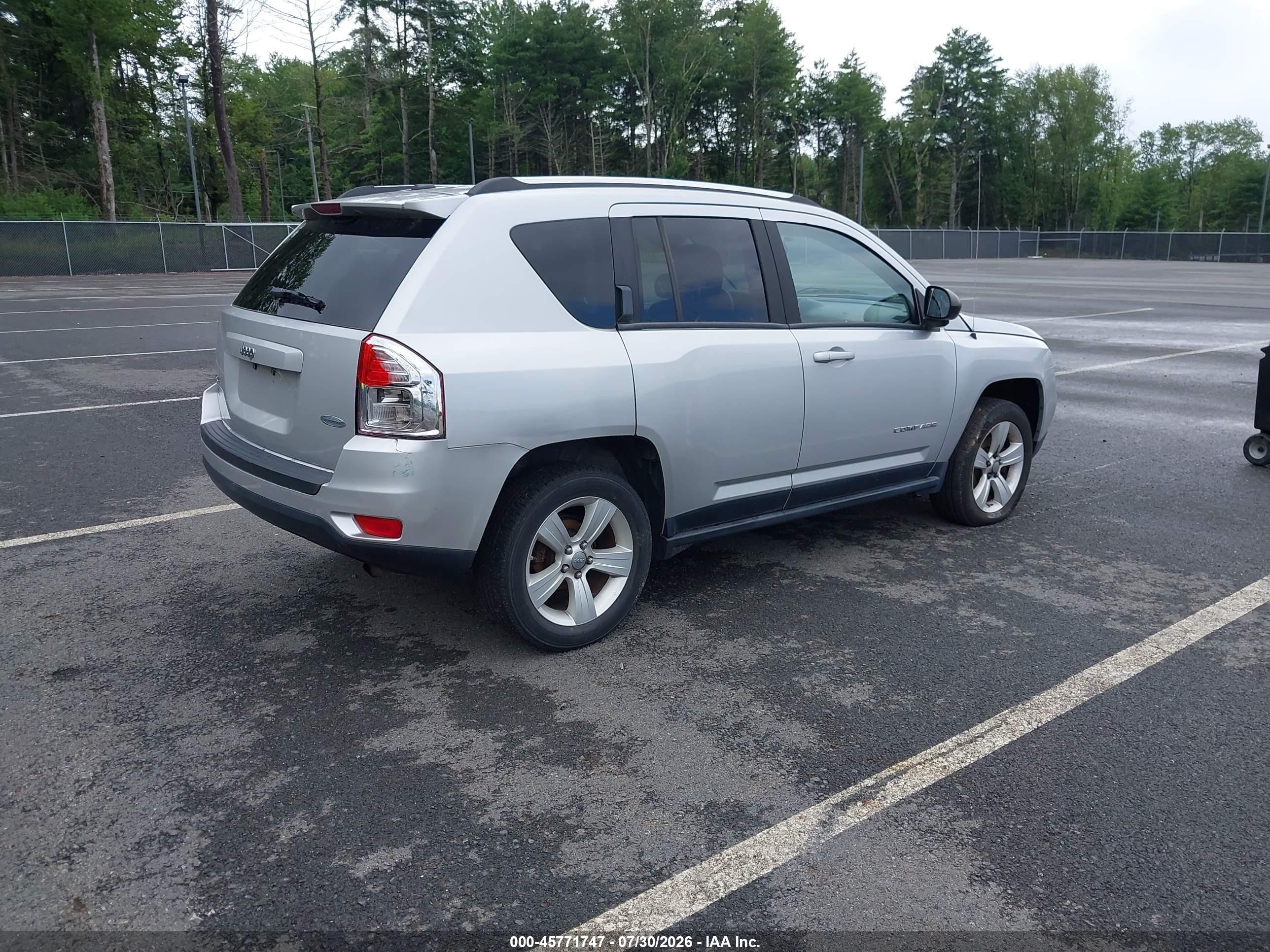 2012 Jeep Compass Latitude Silver vin: 1C4NJDEB1CD541480