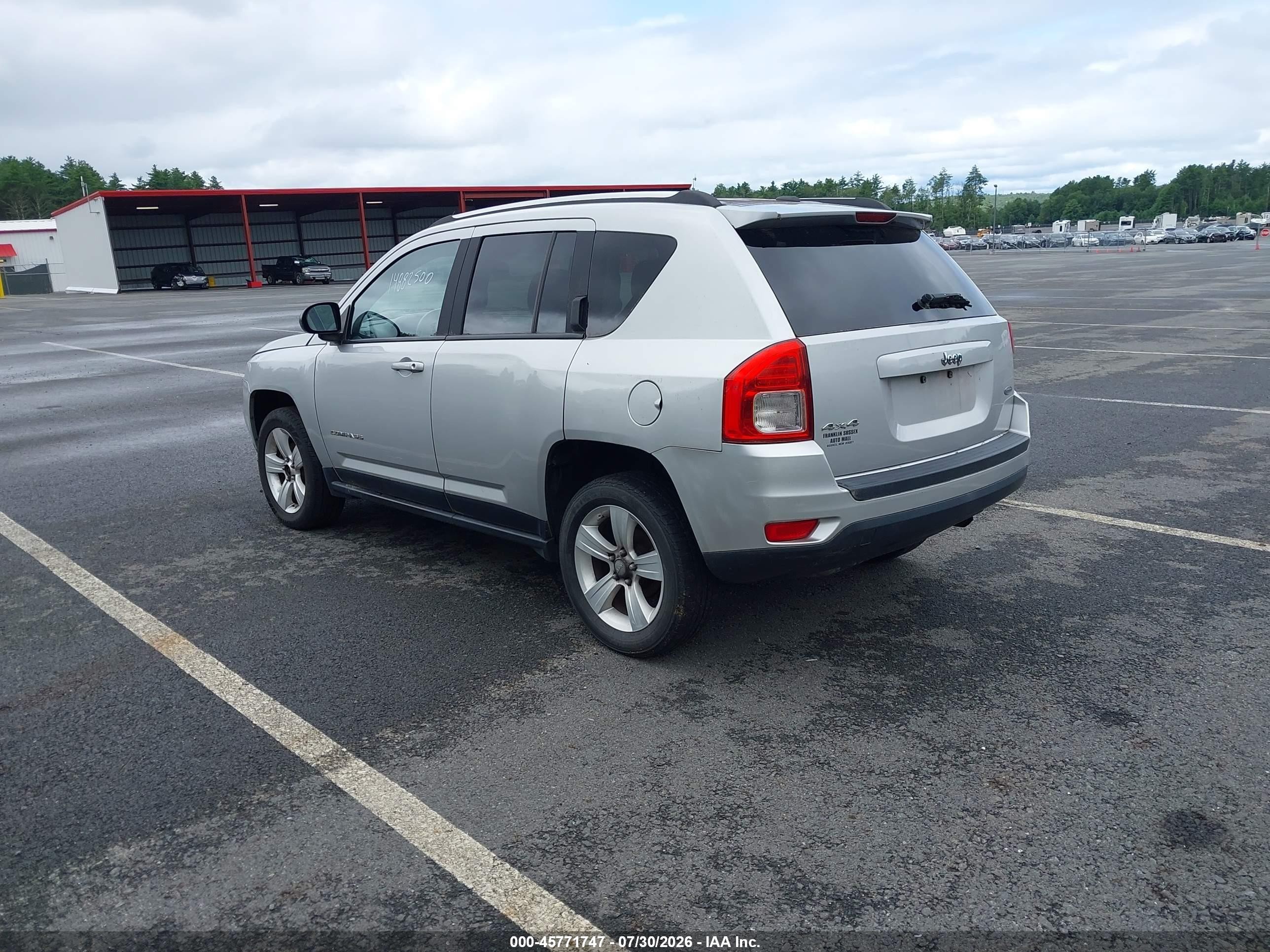 2012 Jeep Compass Latitude Silver vin: 1C4NJDEB1CD541480