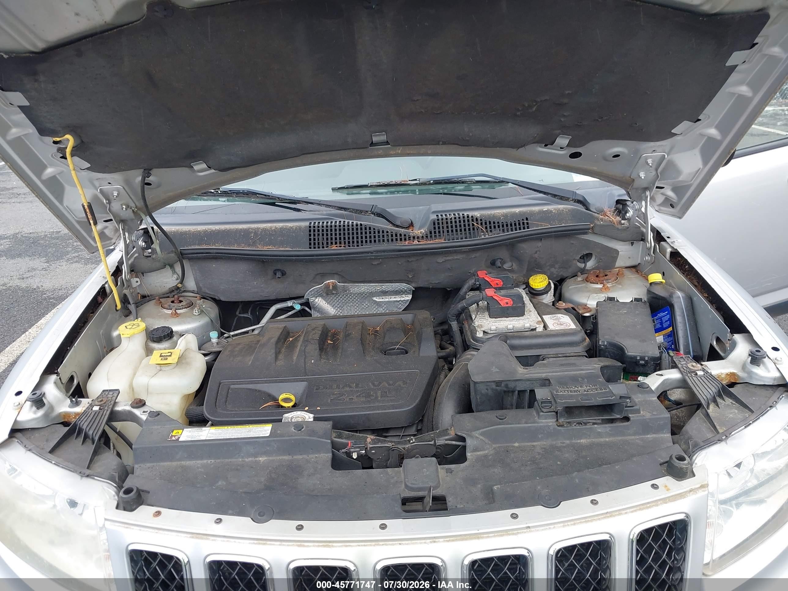 2012 Jeep Compass Latitude Silver vin: 1C4NJDEB1CD541480