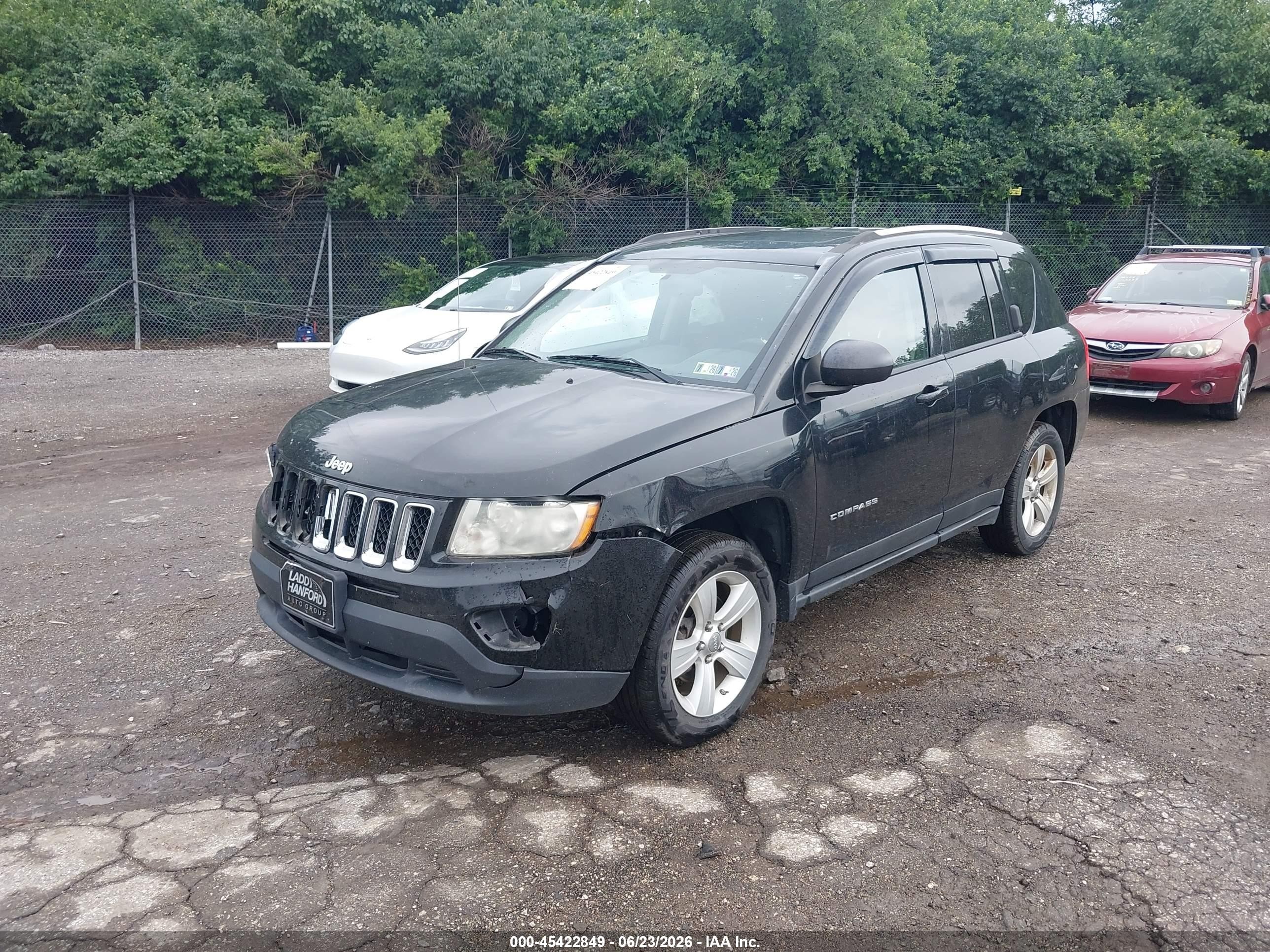 2012 Jeep Compass Latitude Black vin: 1C4NJDEB1CD676006
