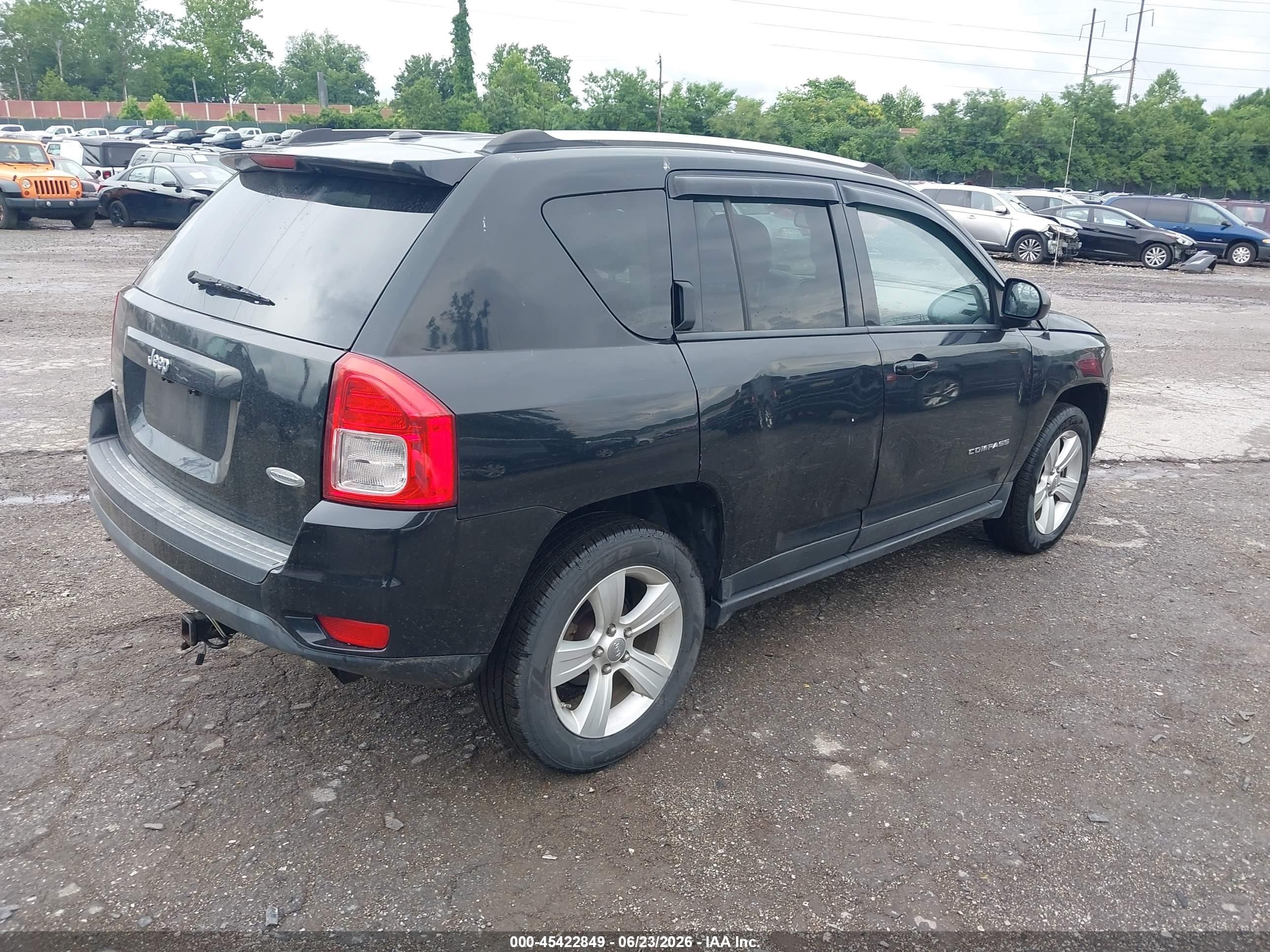 2012 Jeep Compass Latitude Black vin: 1C4NJDEB1CD676006