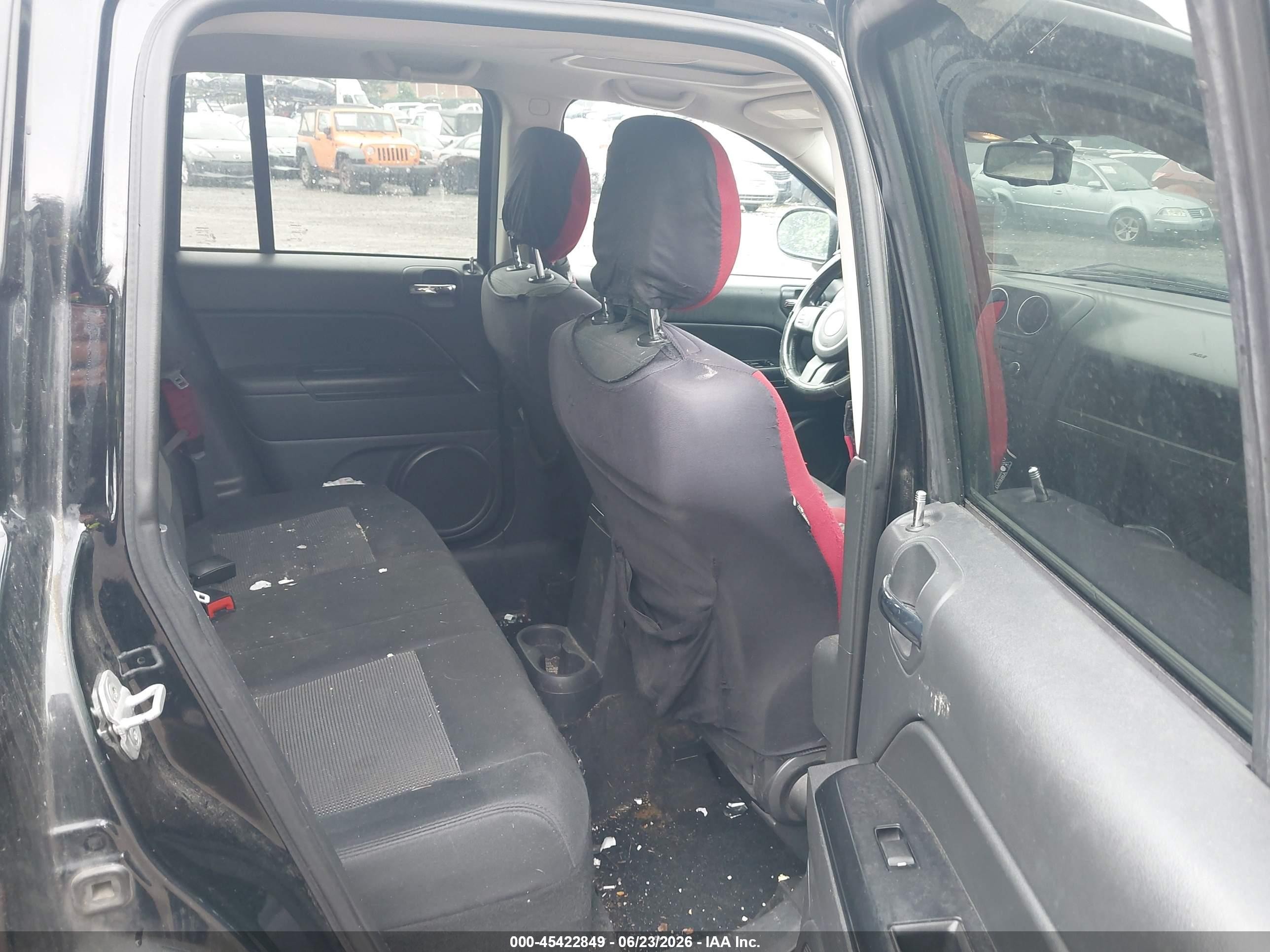 2012 Jeep Compass Latitude Black vin: 1C4NJDEB1CD676006