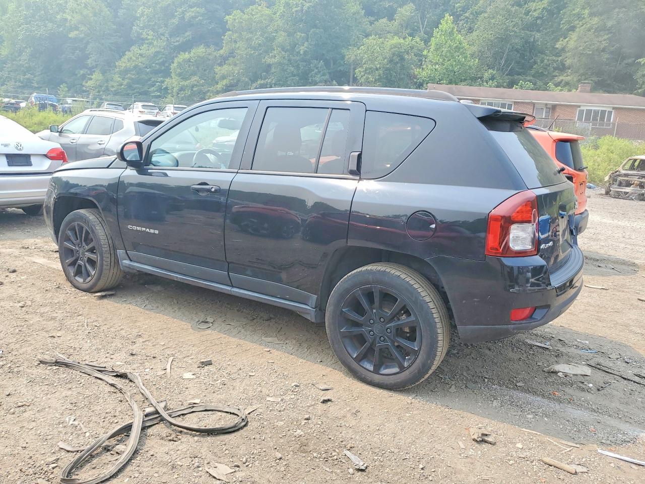 2012 Jeep Compass Latitude Черный vin: 1C4NJDEB1CD686860