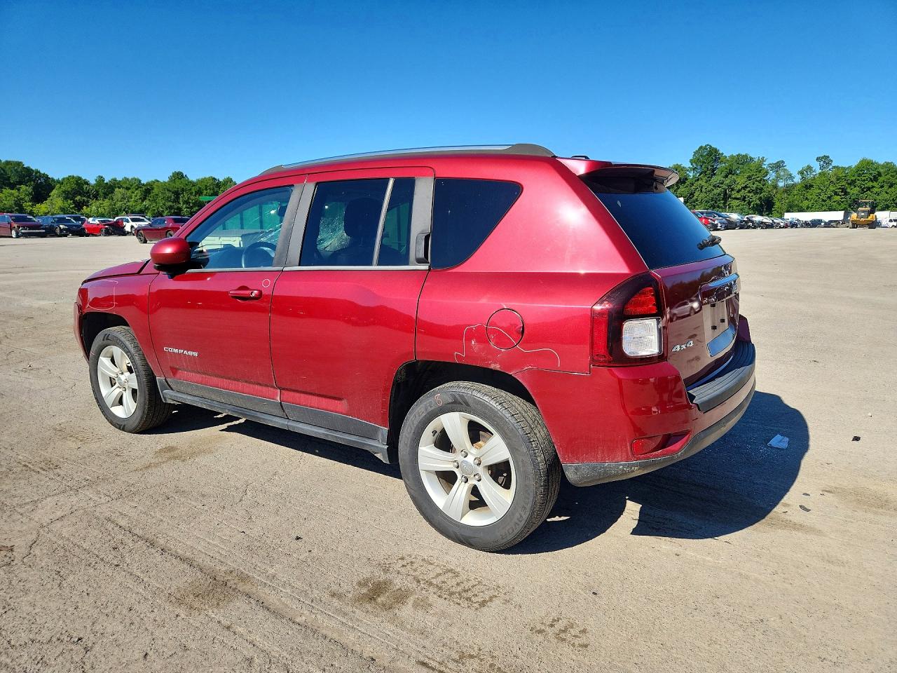 2014 Jeep Compass Latitude Red vin: 1C4NJDEB1ED621929