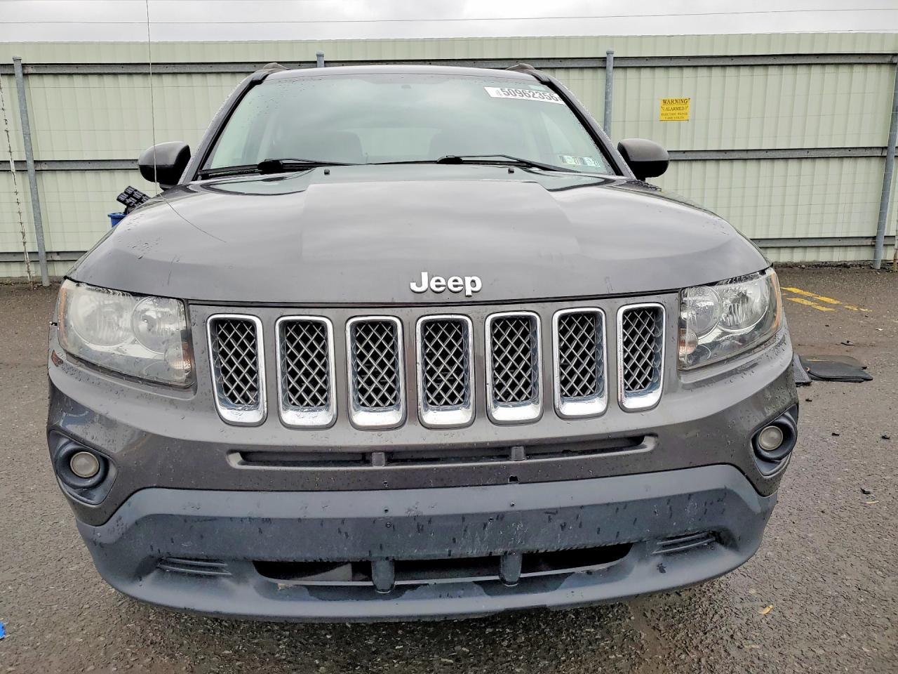 2014 Jeep Compass Latitude Gray vin: 1C4NJDEB1ED846898