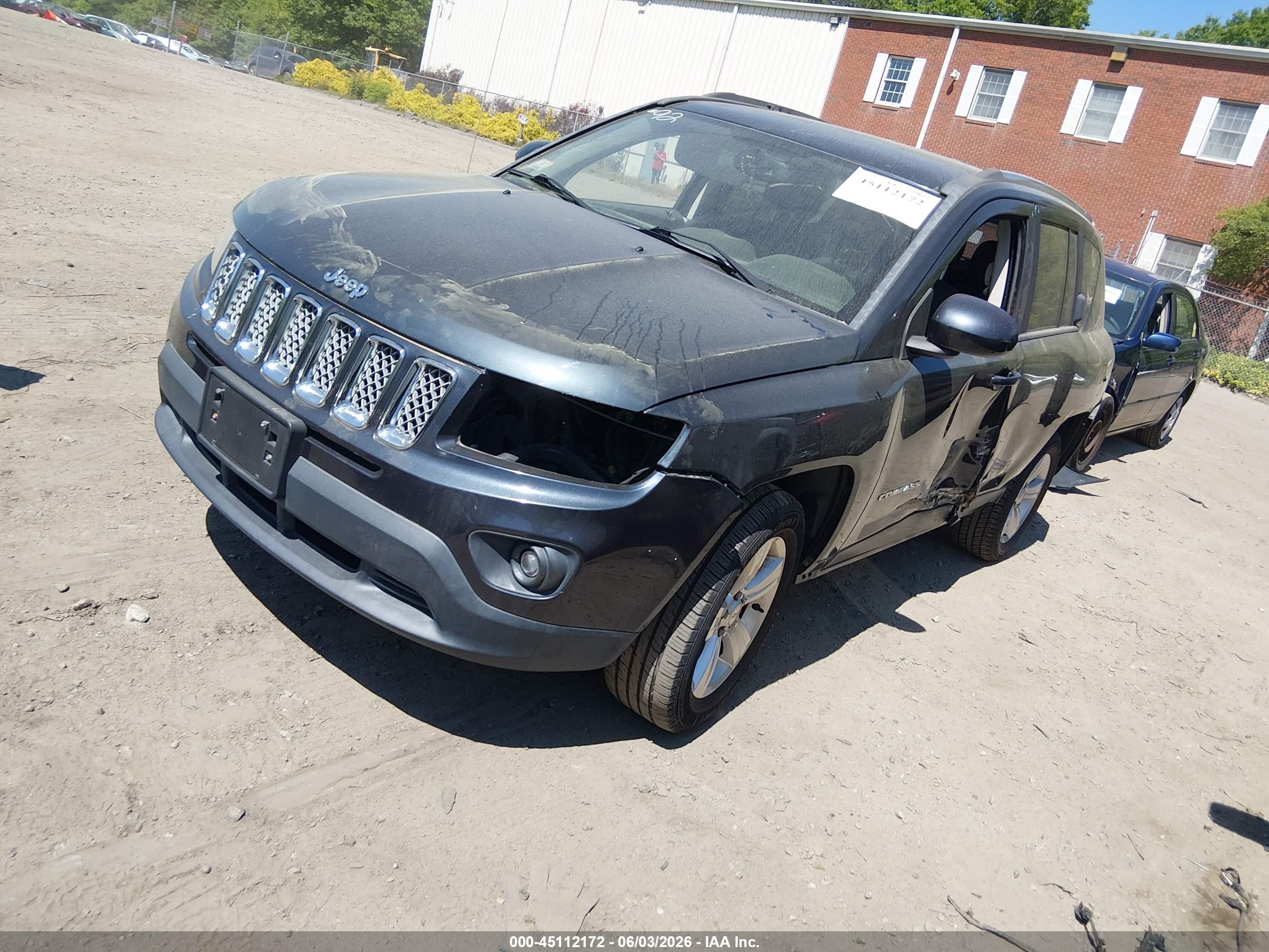 2014 Jeep Compass Latitude Gray vin: 1C4NJDEB1ED891890