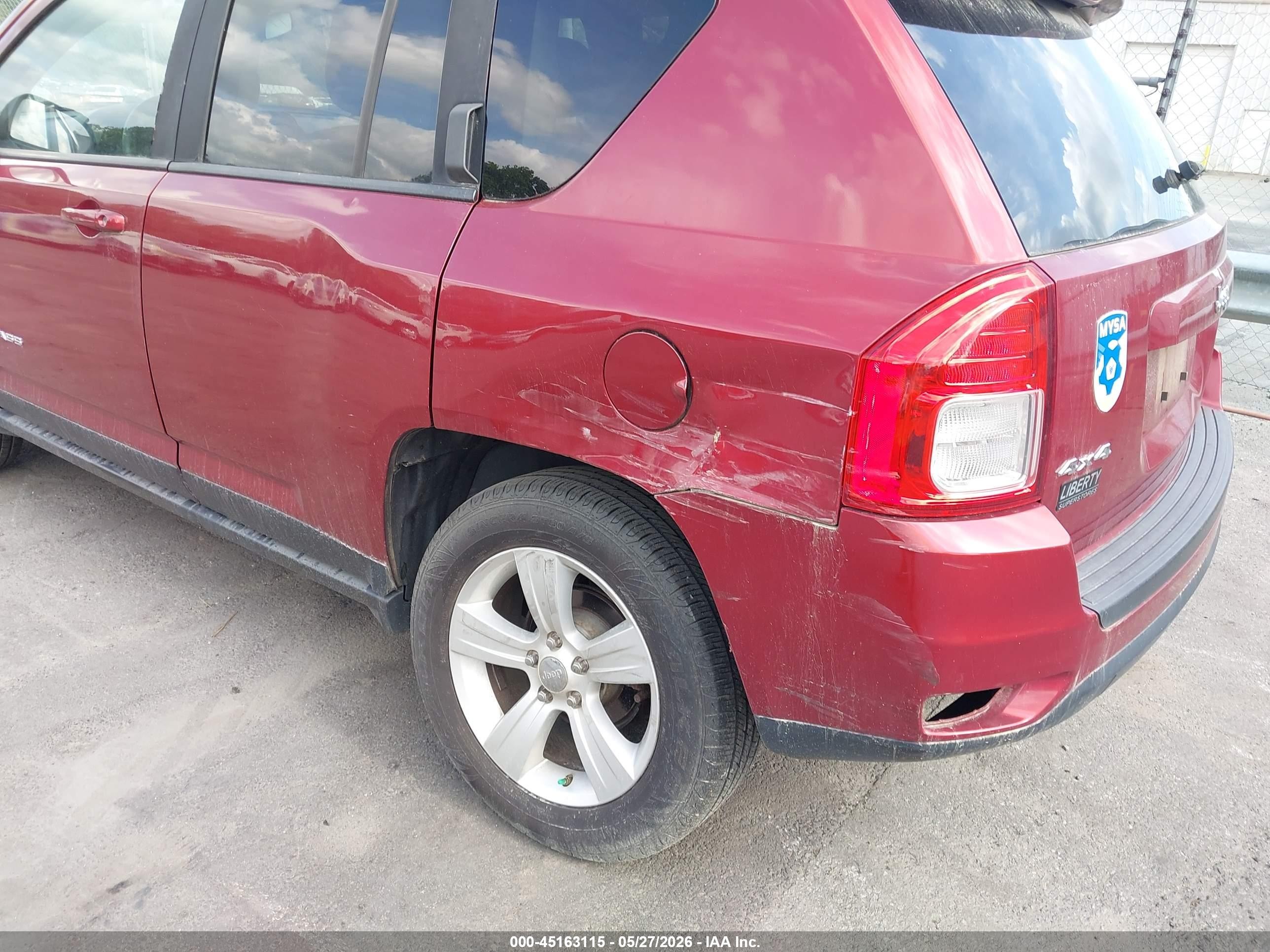 2012 Jeep Compass Latitude Red vin: 1C4NJDEB2CD525269
