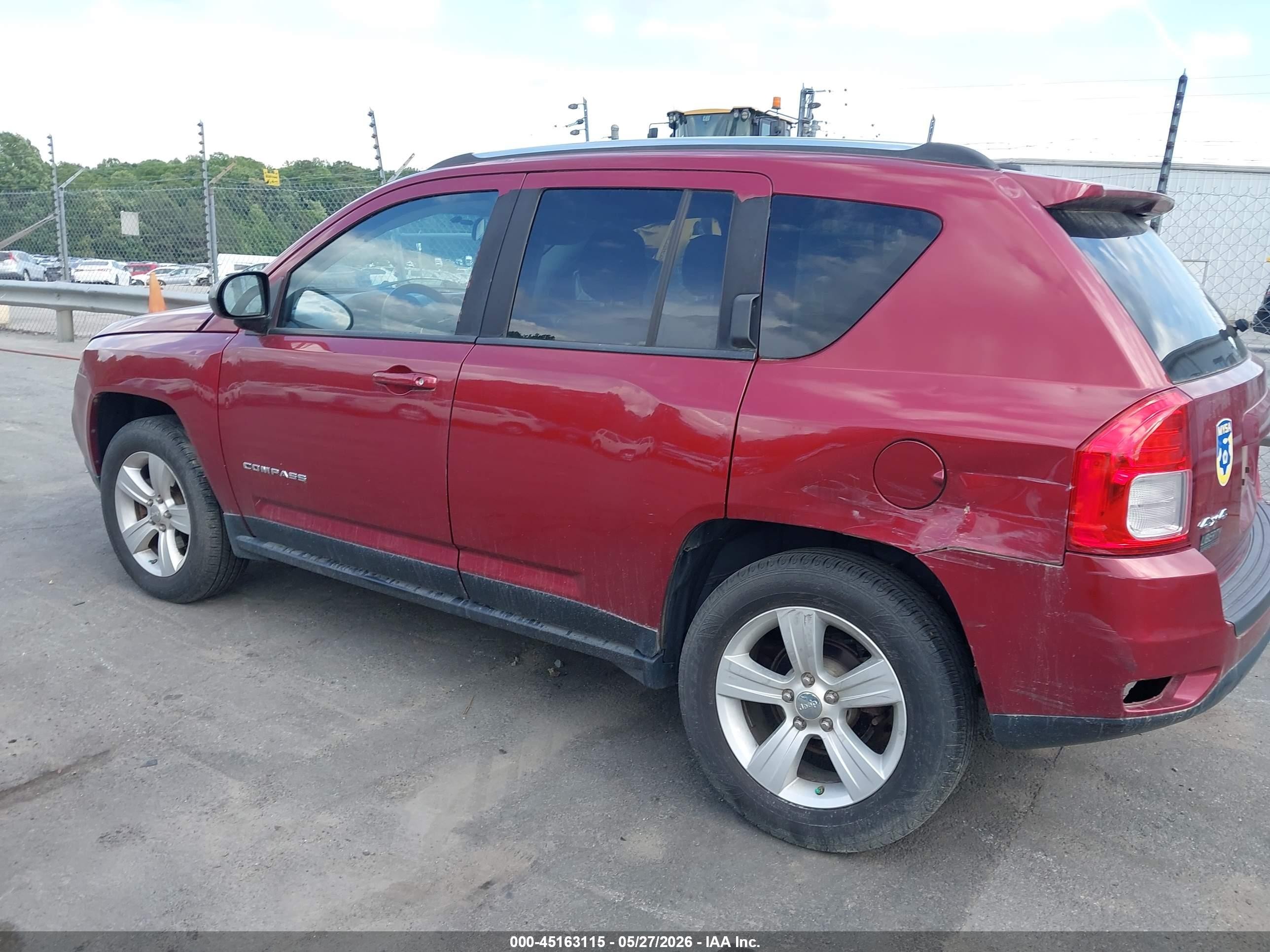 2012 Jeep Compass Latitude Red vin: 1C4NJDEB2CD525269