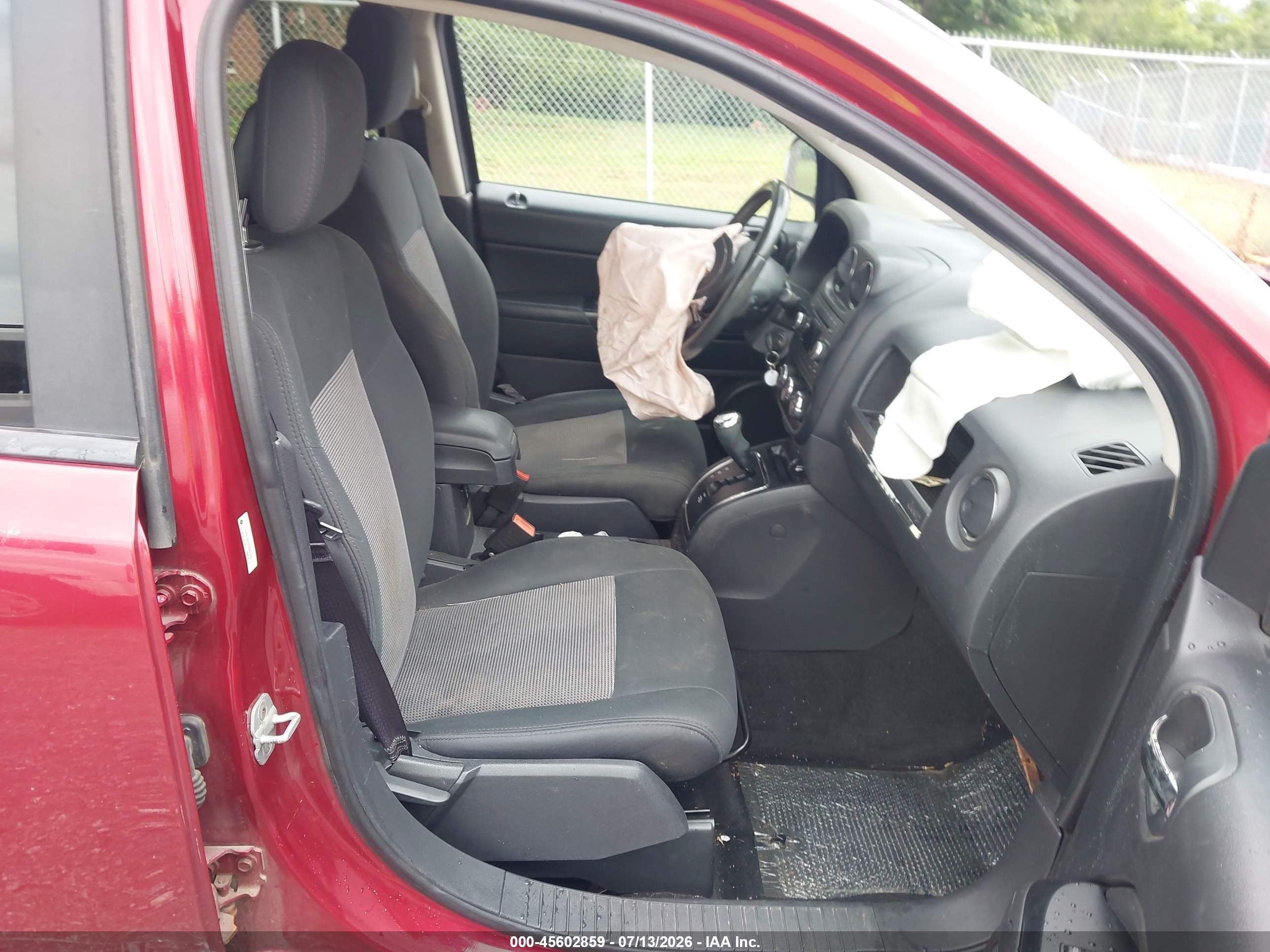 2012 Jeep Compass Latitude Red vin: 1C4NJDEB2CD651132